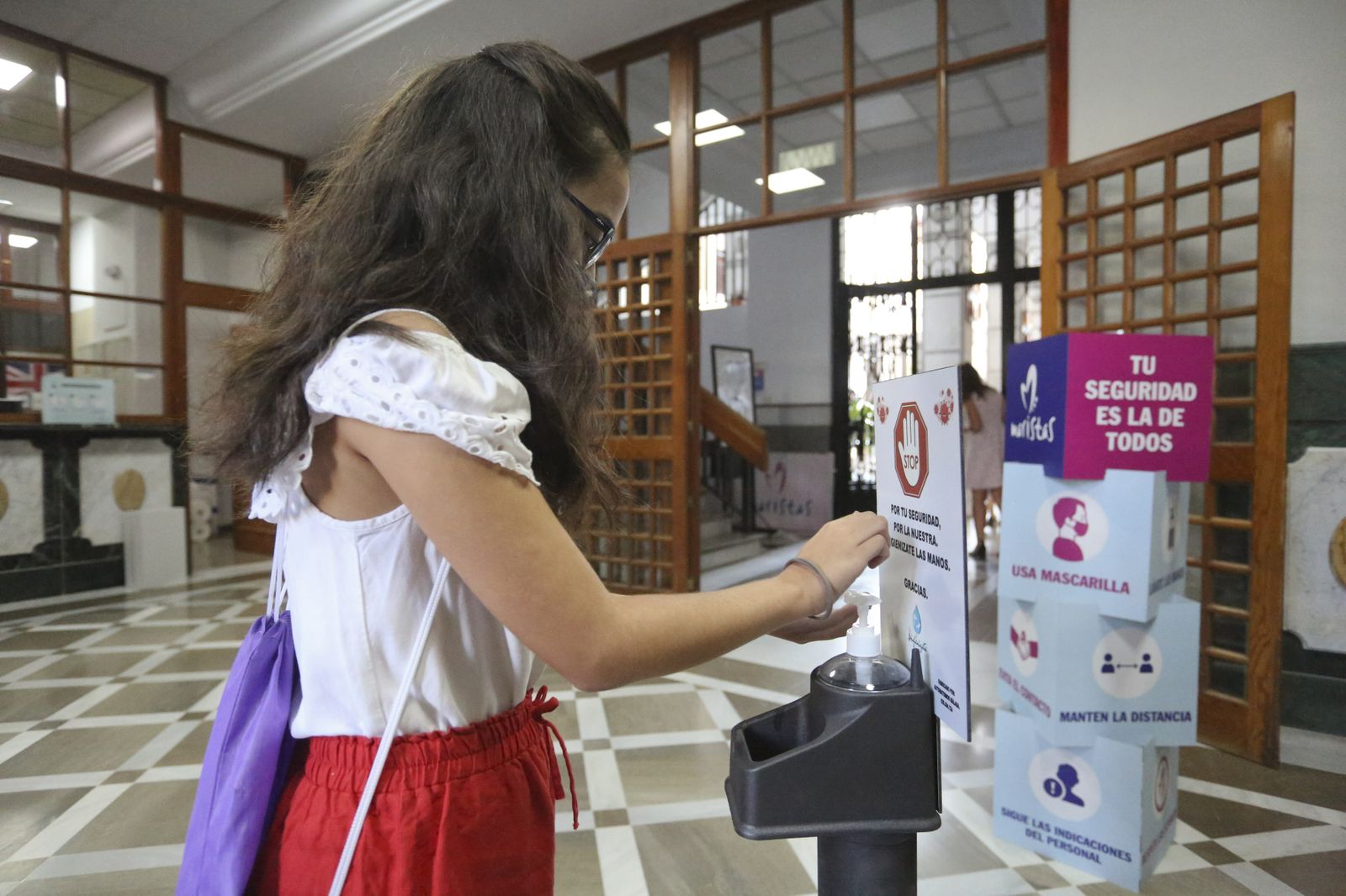Vuelta al cole en Málaga: Fotos de un día de nervios y mascarillas
