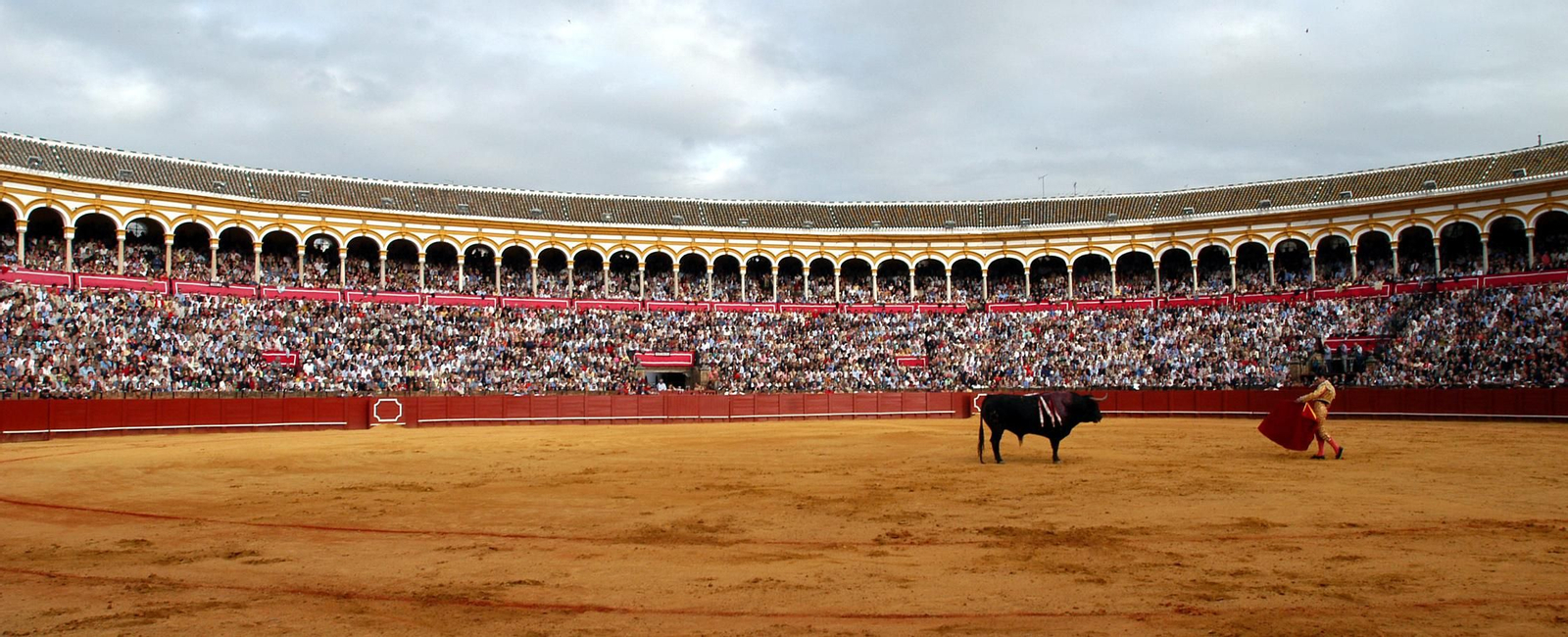 Corrida de Feria en la Plaza de Toros de la Maestranza.