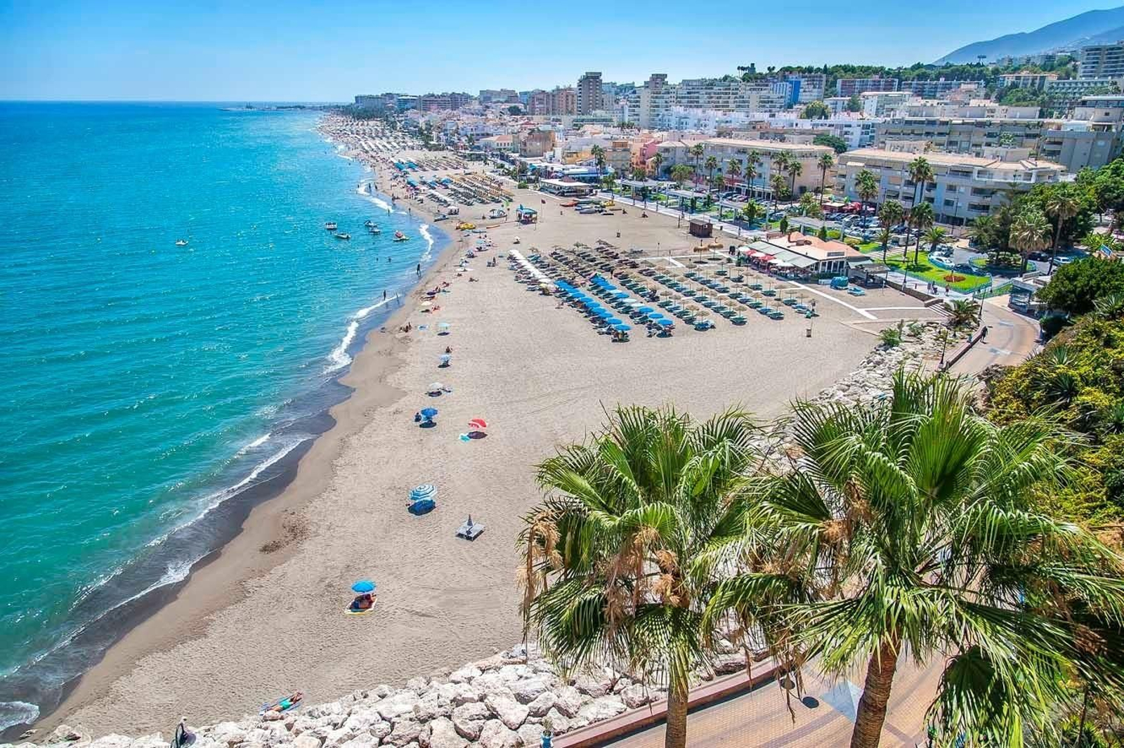 La playa de La Carihuela, en Torremolinos.
