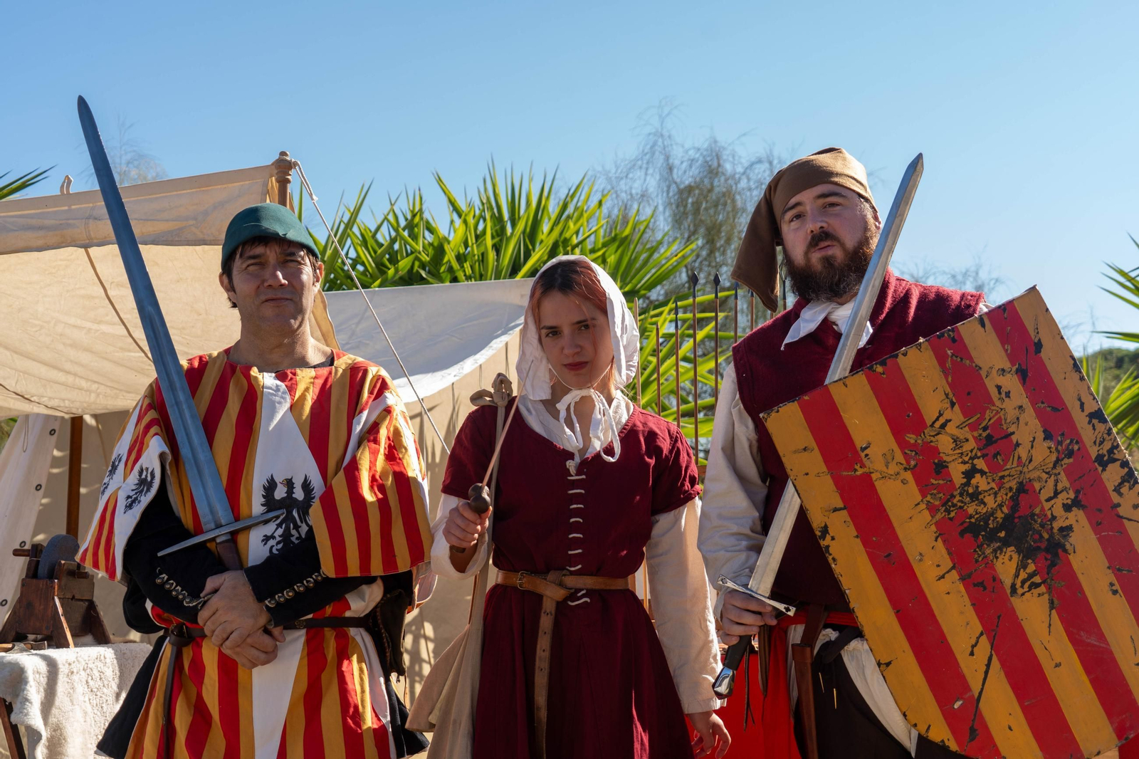 La jornada de puertas abiertas en el Muelle de las Carabelas en imágenes