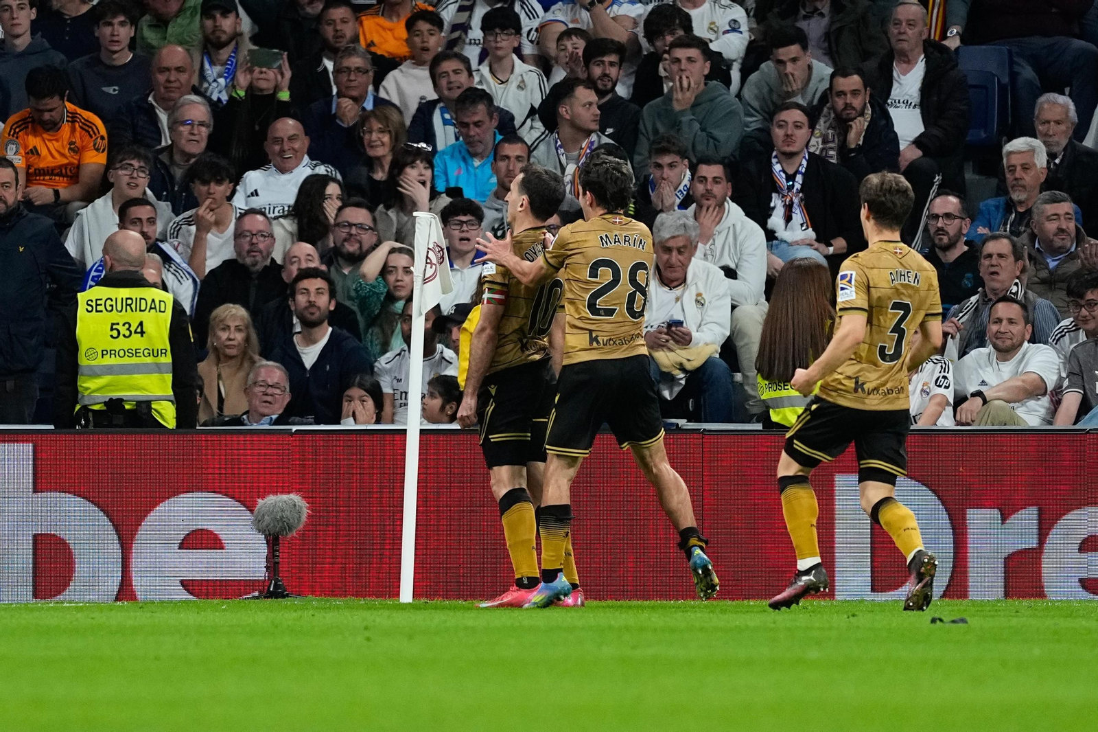 Las fotos del Real Madrid - Real Sociedad camino del Estadio de la Cartuja