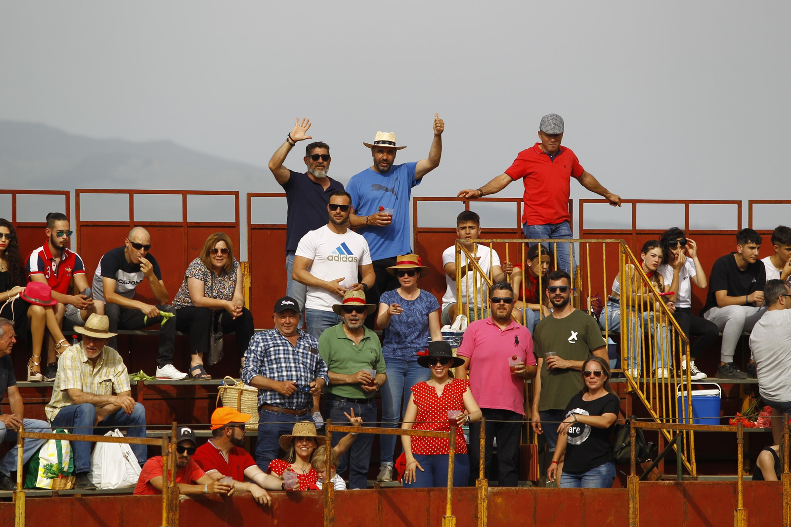 Imágenes de la corrida de toros en las Fiestas de Abrucena.