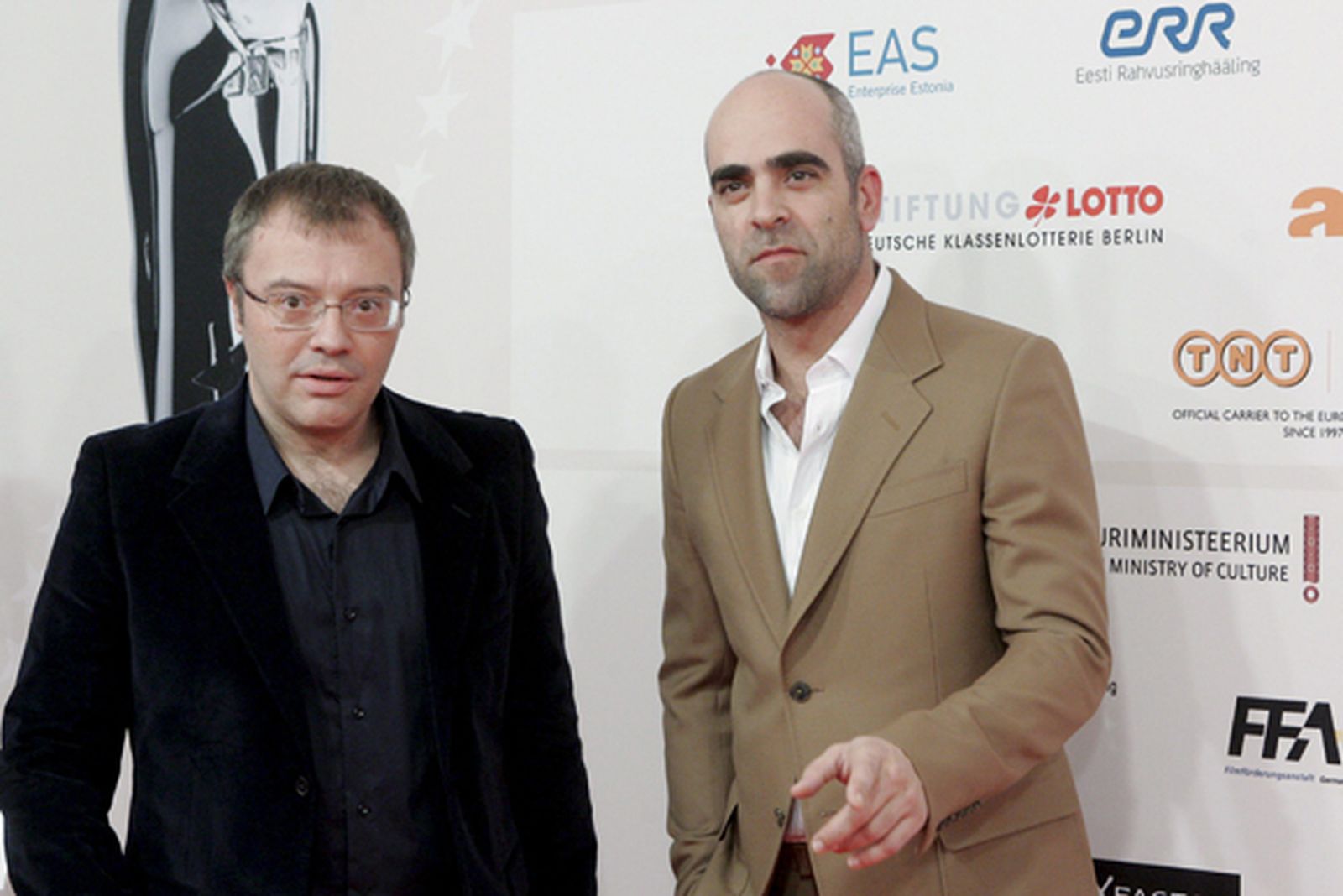 Daniel Monzón inicia en La Línea el rodaje de 'El niño'