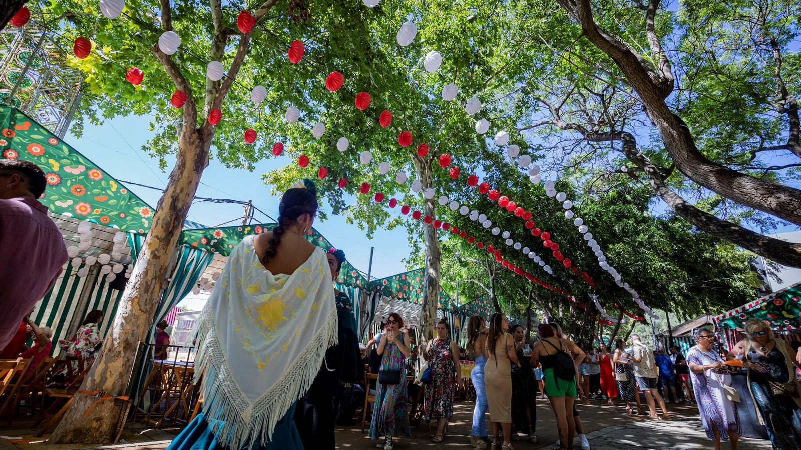 Esta feria se celebra dentro del parque Almirante Laulhé