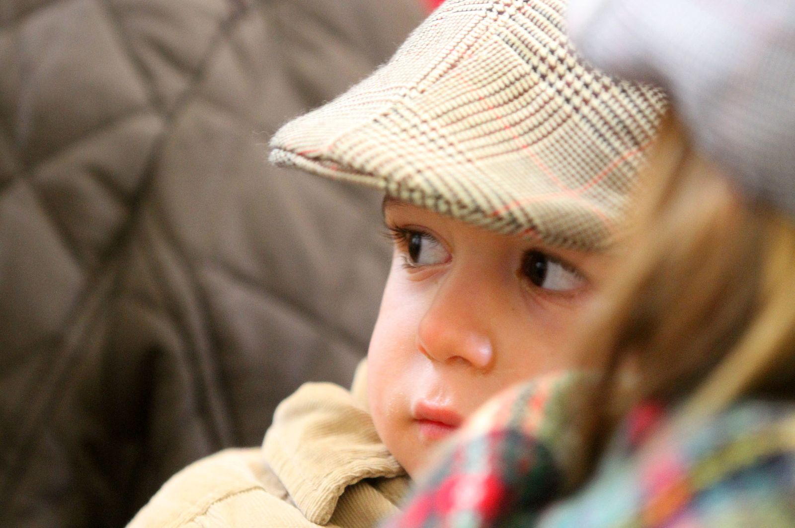 El Rocío celebra La Candelaria con la presentación de los niños a la Virgen, en imágenes