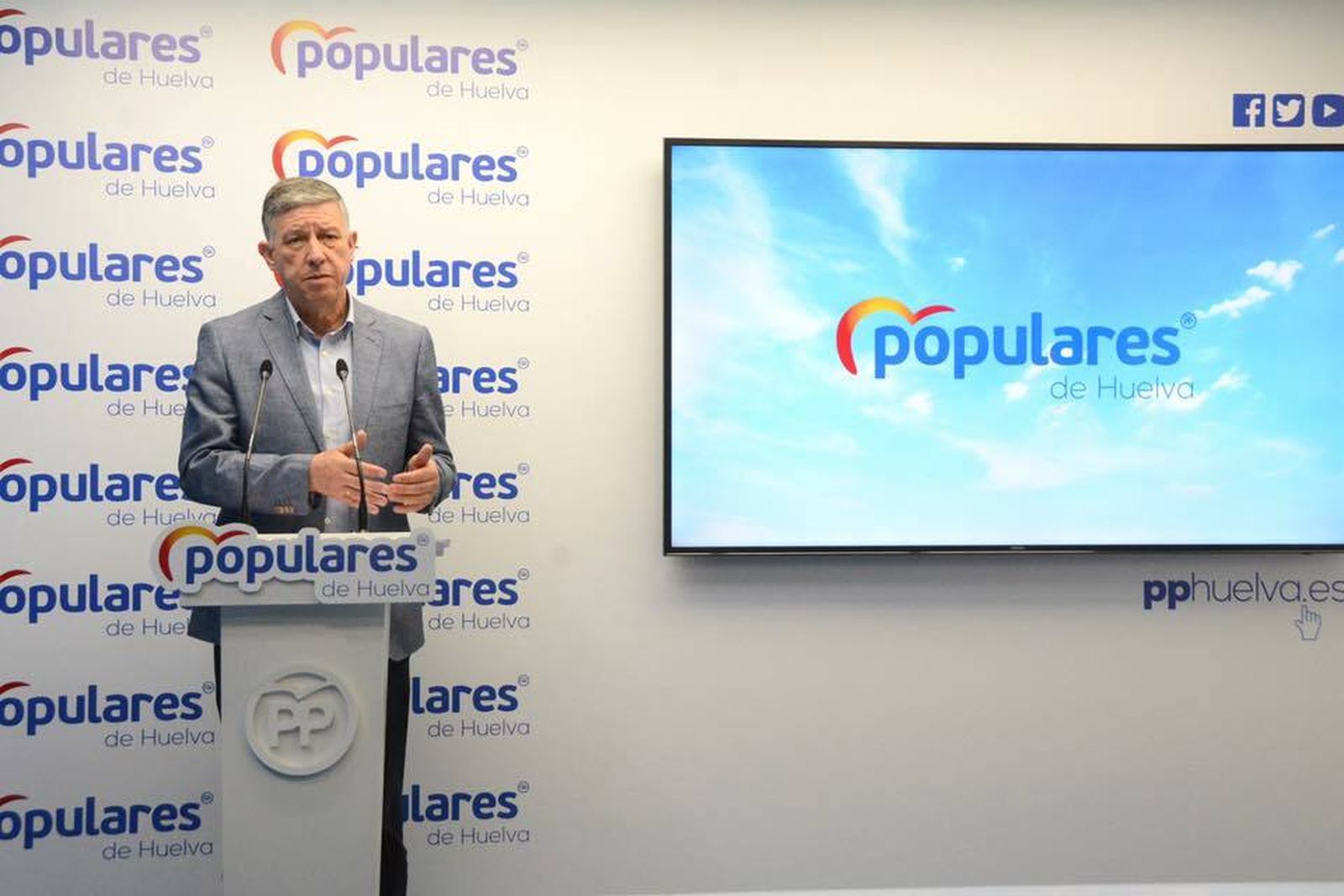 Carmelo Romero aspira a conseguir su séptimo mandato al frente del Ayuntamiento de Palos.