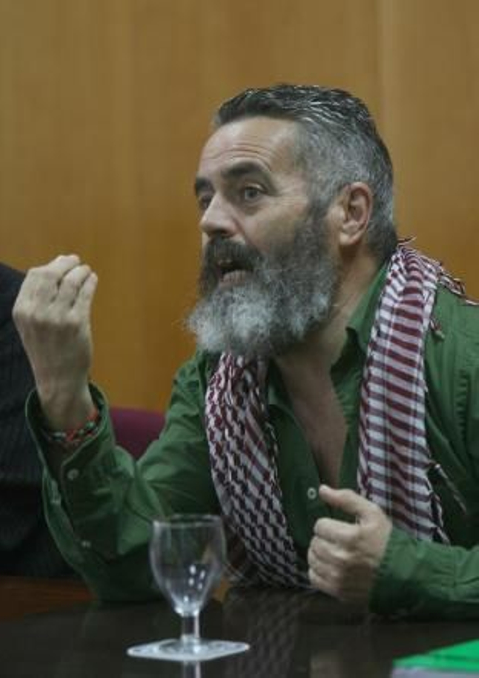 Hosteleros ven "poco justificable" que Sánchez Gordillo participara en el piquete que actuó en un restaurante