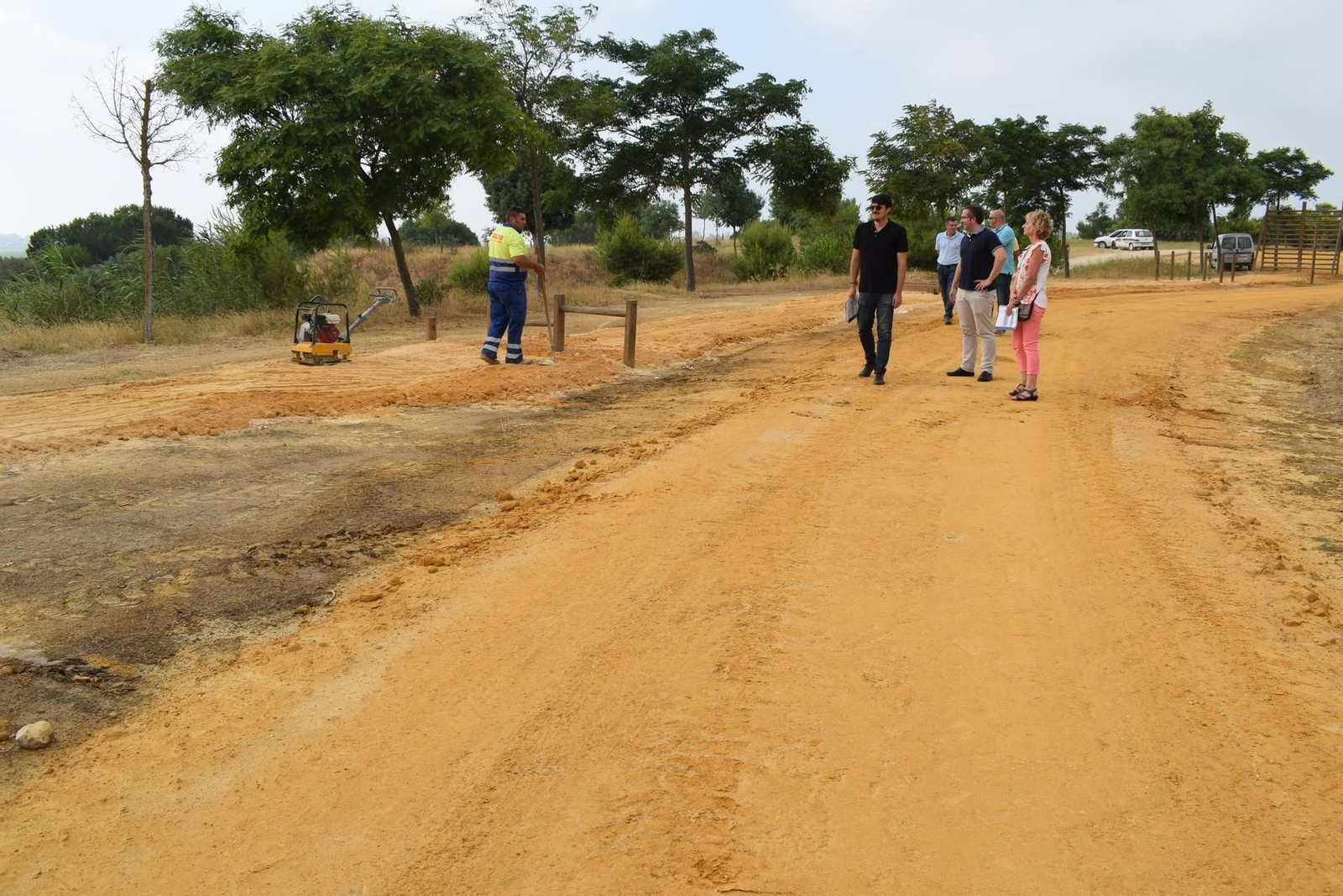 Visita a las mejoras de los senderos de Los Palacios y Villafranca.
