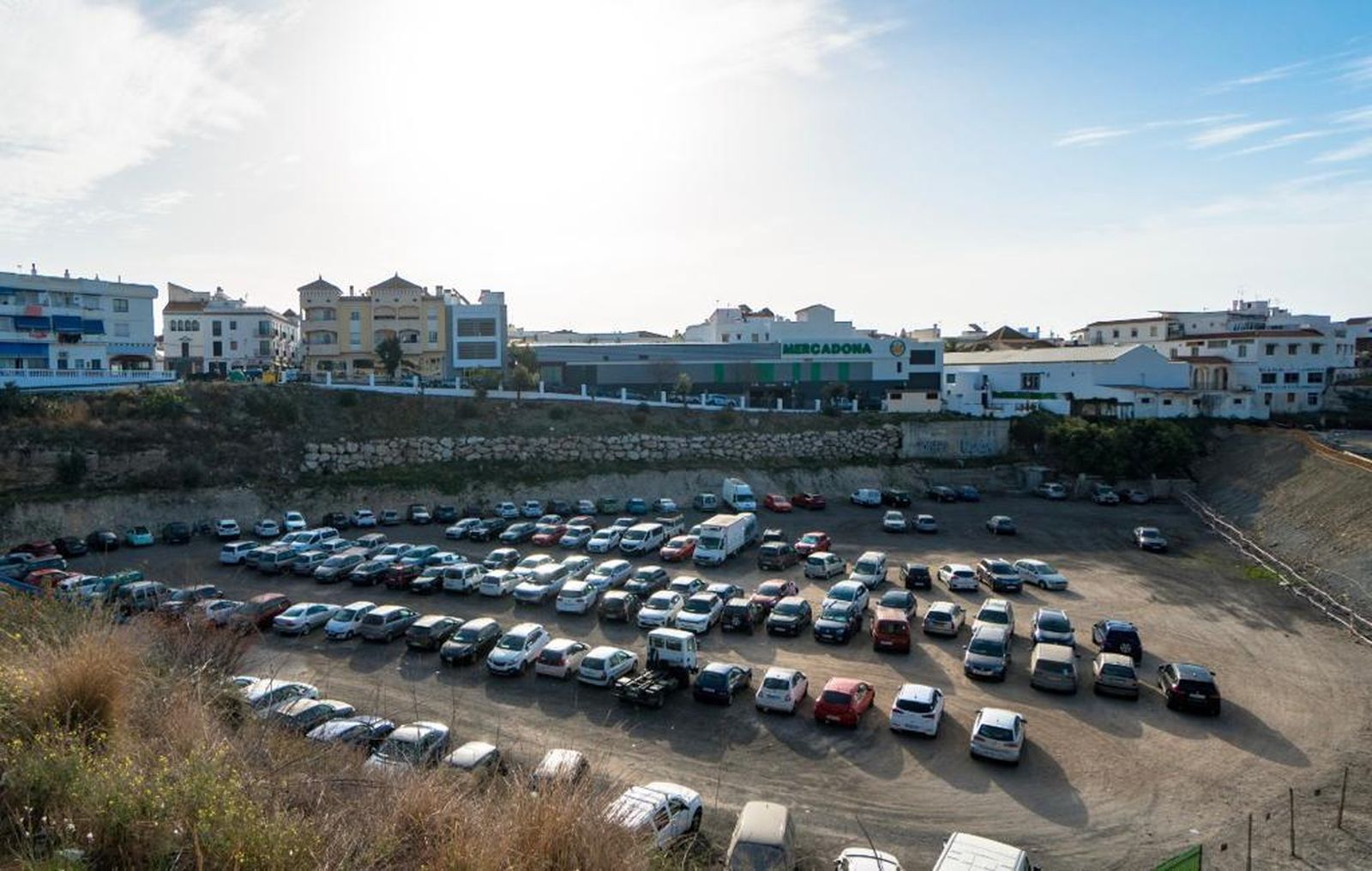 Nerja inicia los trámites para construir un nuevo aparcamiento y una estación de autobuses