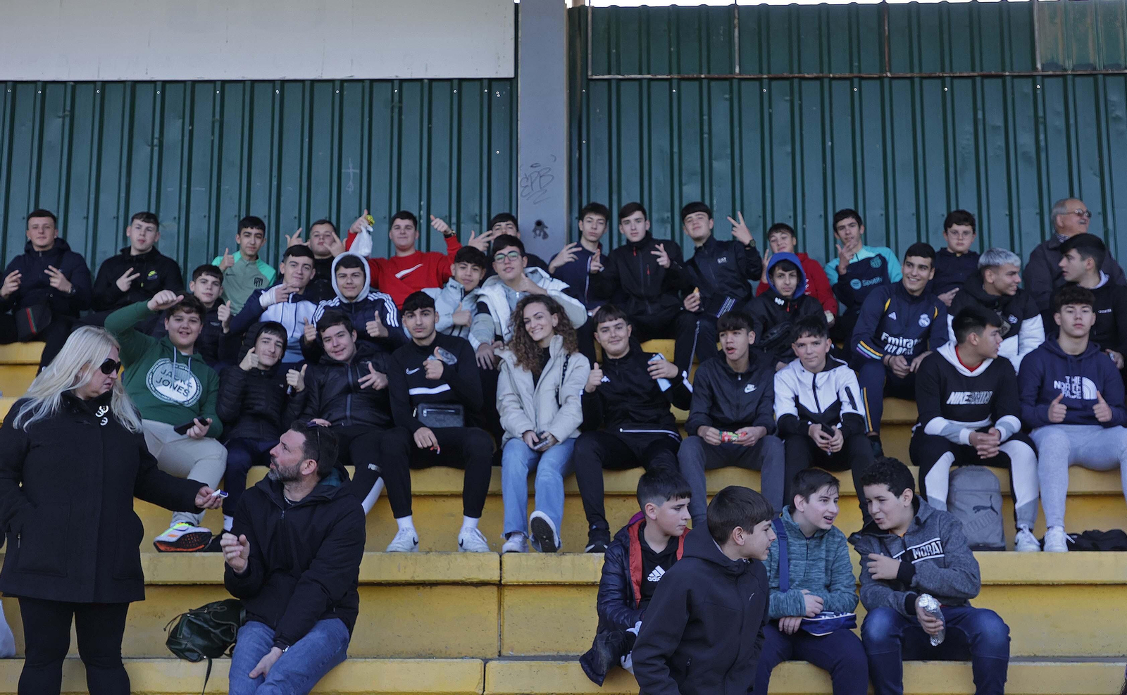 Búscate durante el segundo partido España - Italia sub-17 en Los Barrios