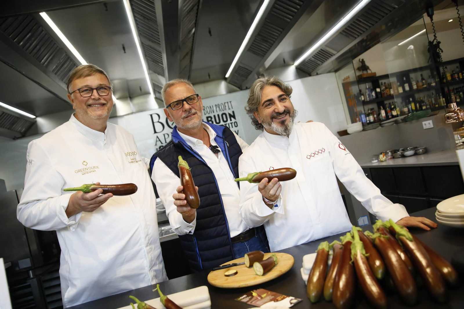 Las imágenes de una nueva variedad de berenjena en Almería