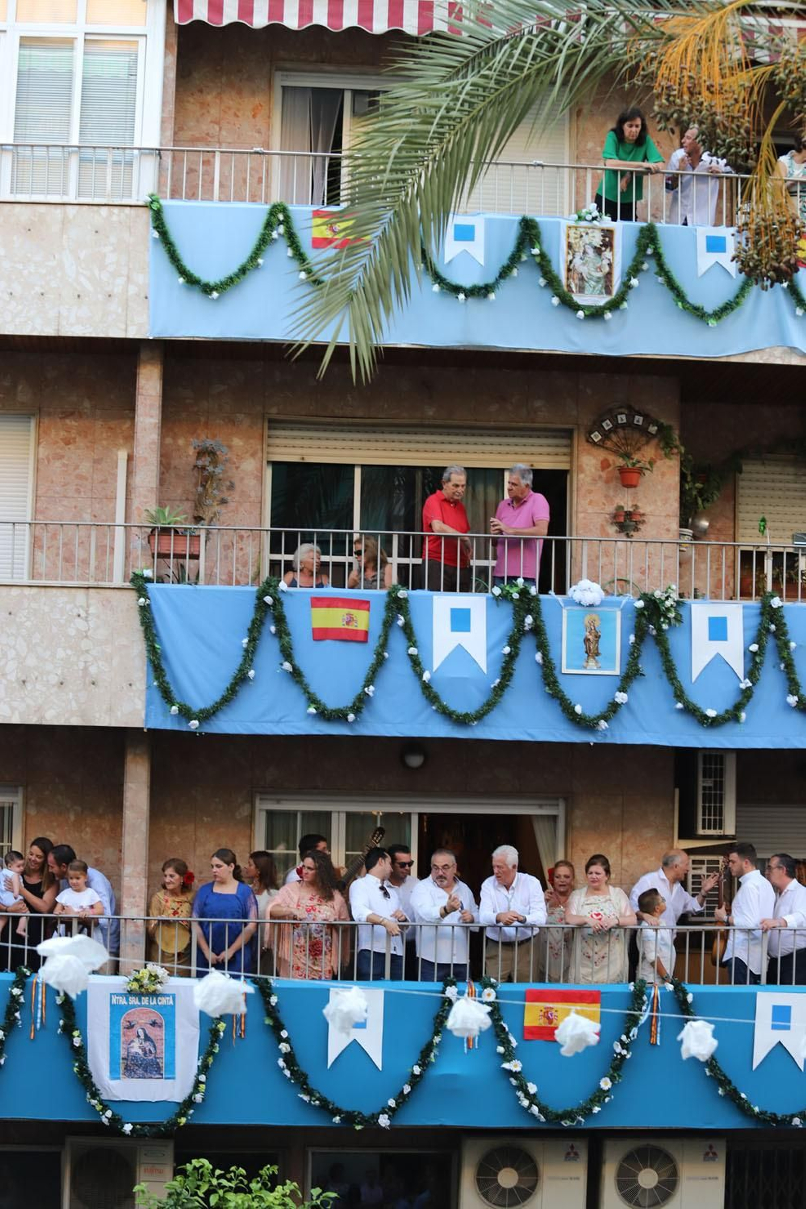 Traslado popular de la Virgen de la Cinta a su Santuario