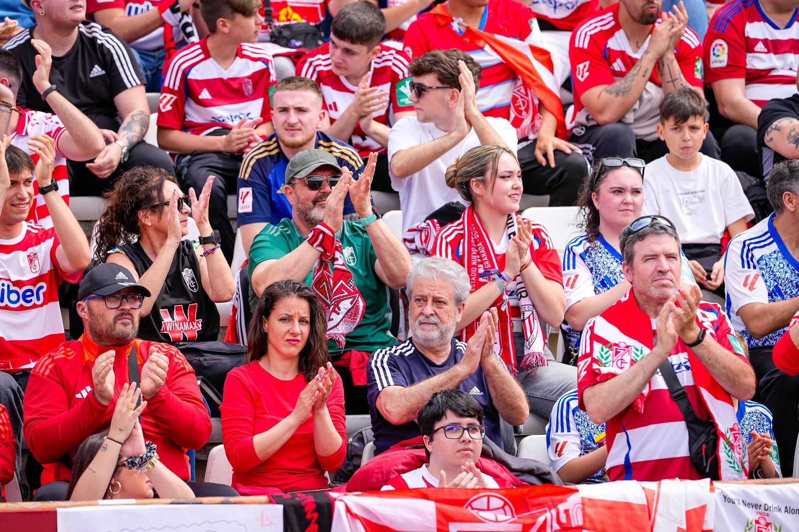 Encuéntrate en la grada en la invasión rojiblanca del Carlos Belmonte