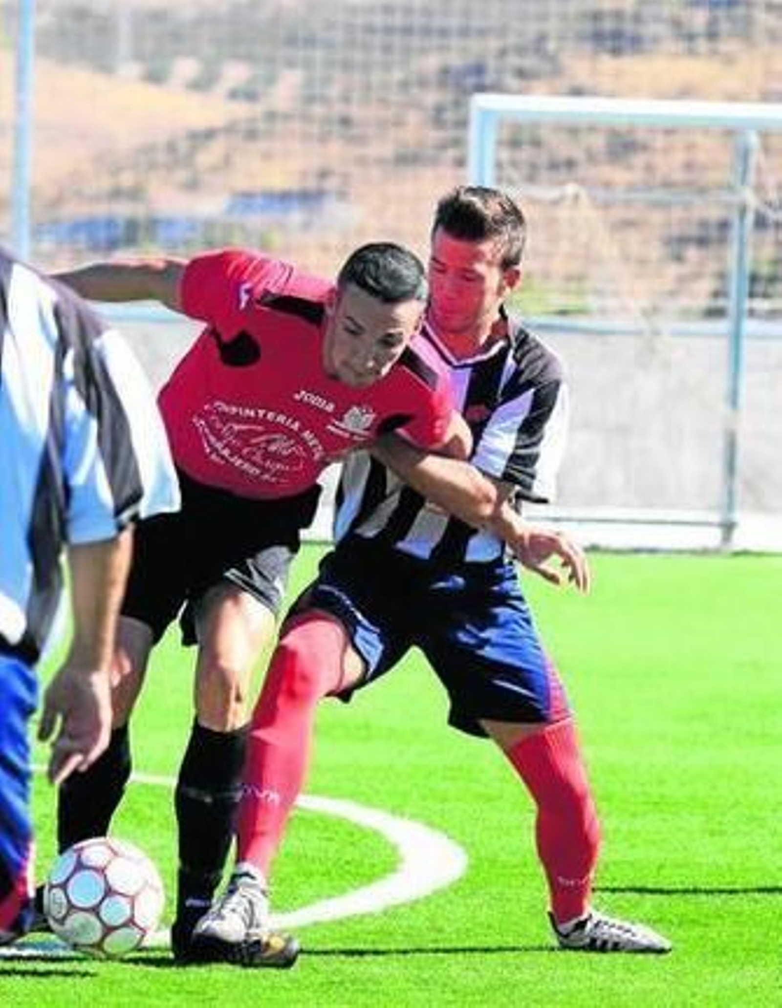 El Padul sigue sin hacerse fuerte en casa.