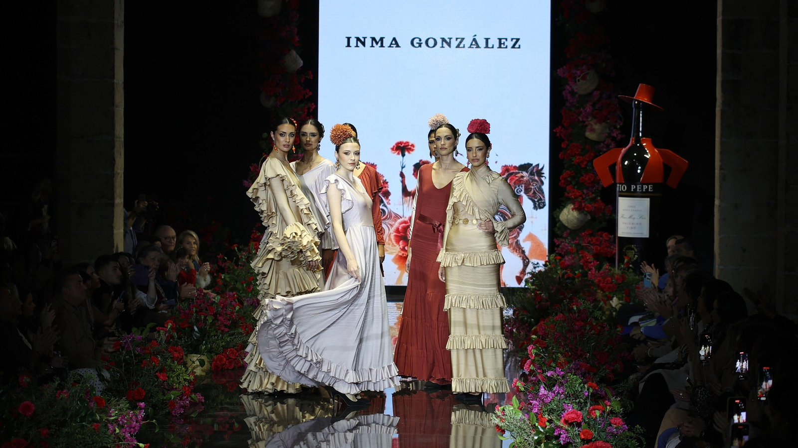 Desfile de Inmaculada González en la Pasarela Flamenca Tío Pepe Jerez 2024