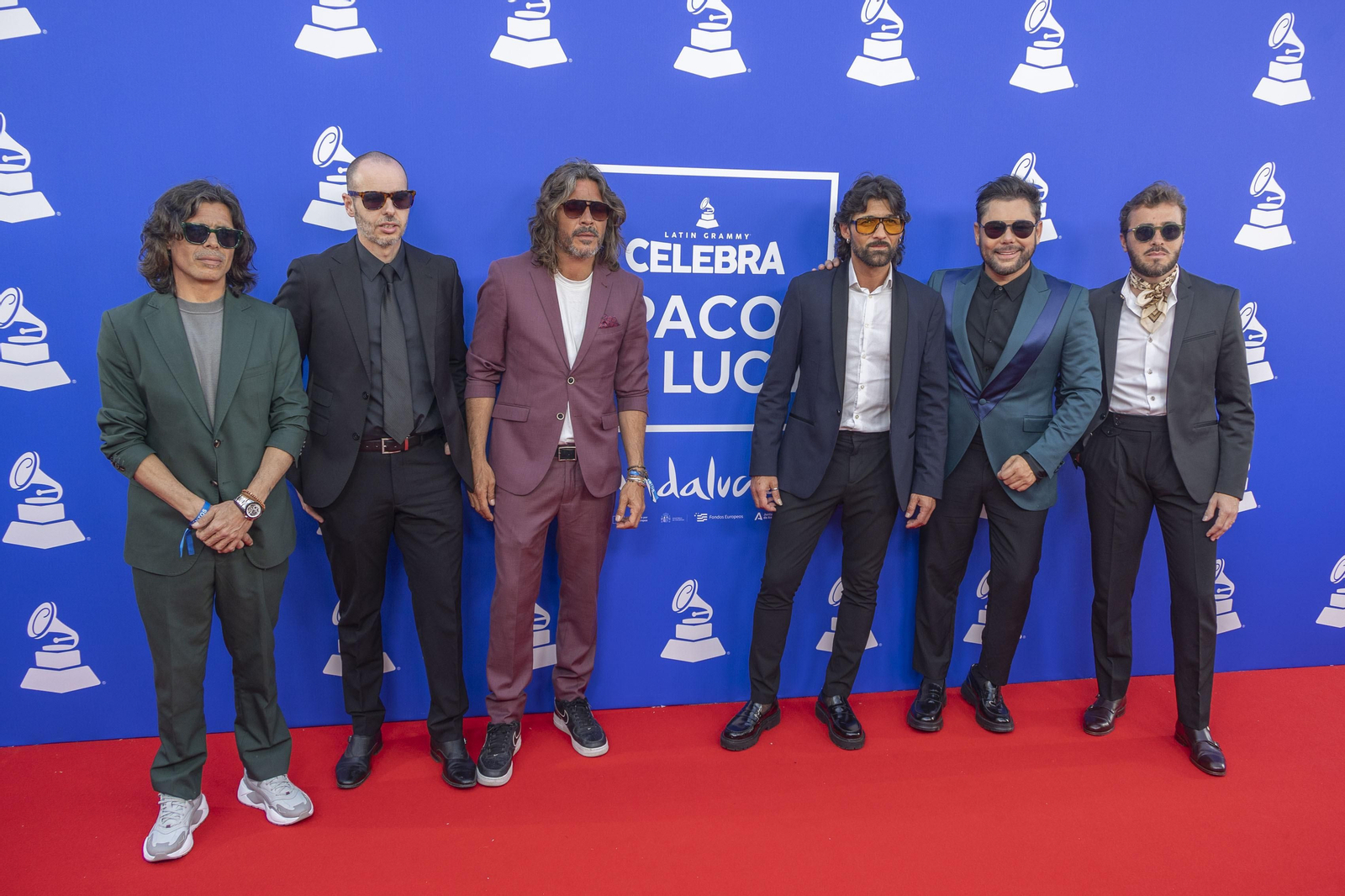 Las imágenes de la alfombra roja en el Falla con el homenaje de los Latin Grammy a Paco de Lucía