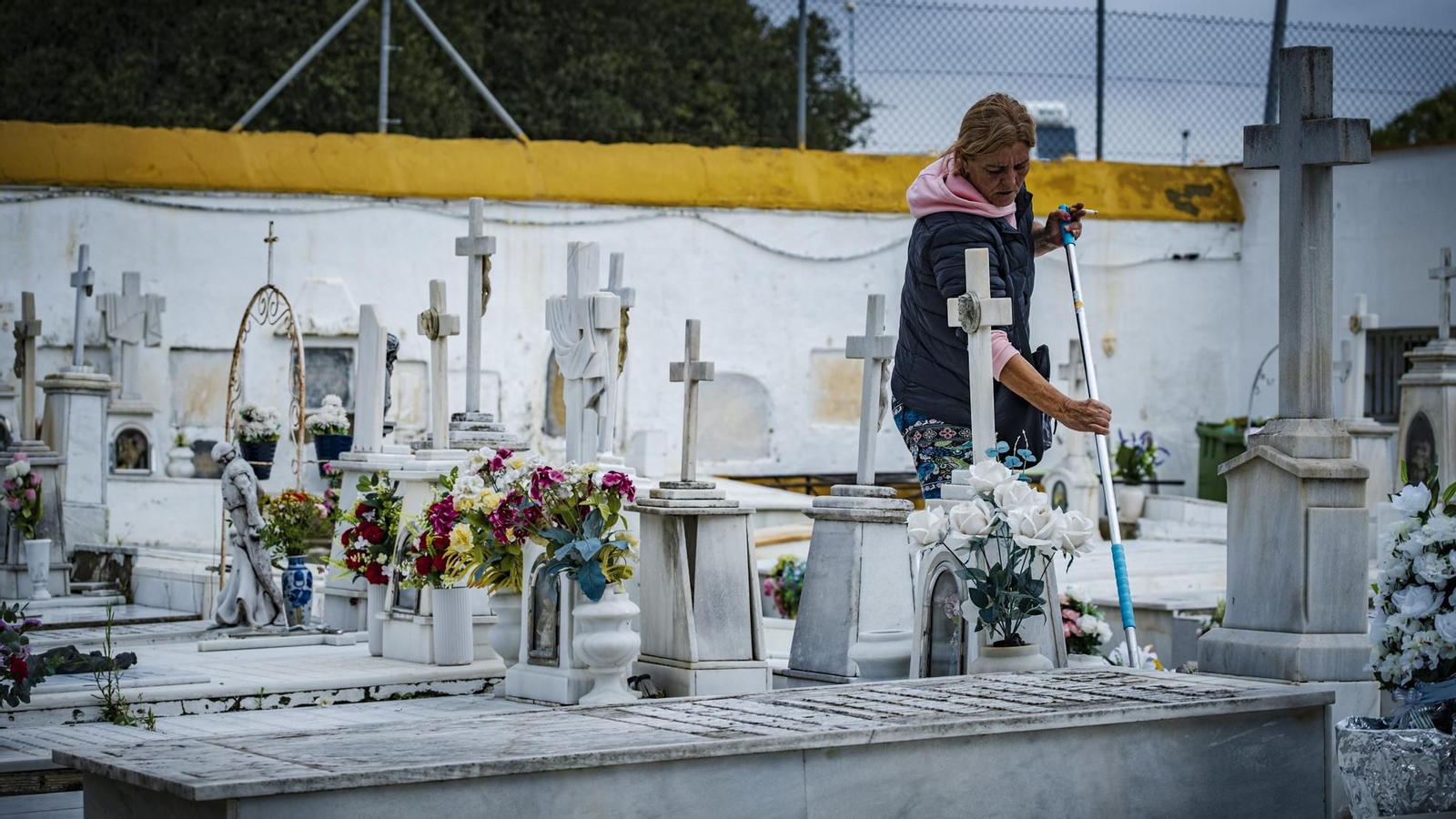 Las imágenes del día de los difuntos en Cádiz: Cementerio de El Puerto de Santa María