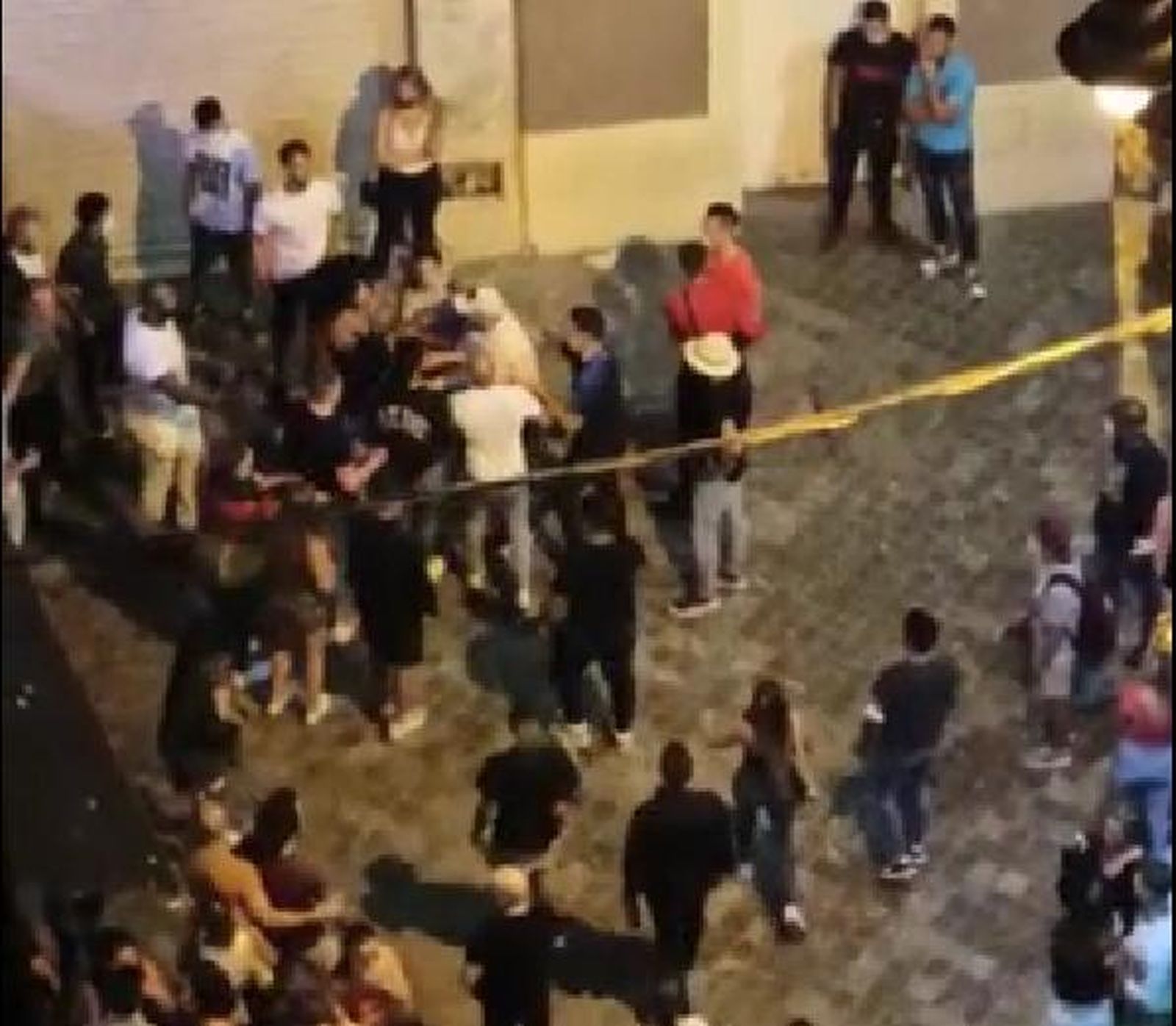 Un momento de la pelea registrada en el centro de Málaga