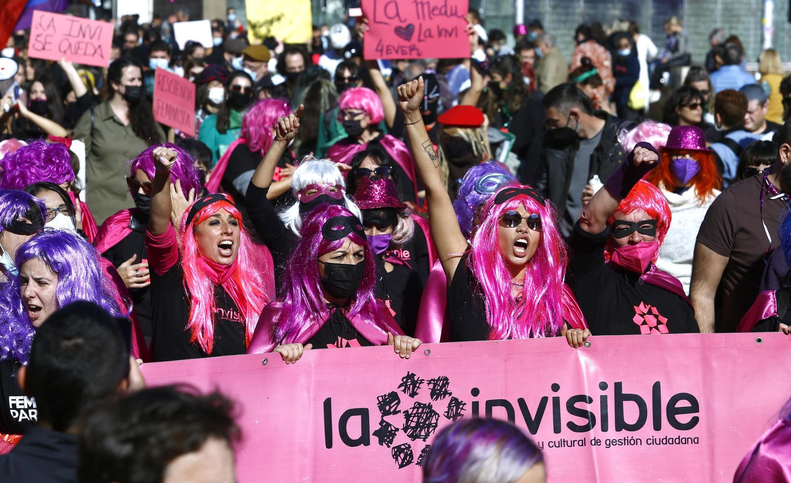 La manifestación de La Casa Invisible de Málaga, en fotos