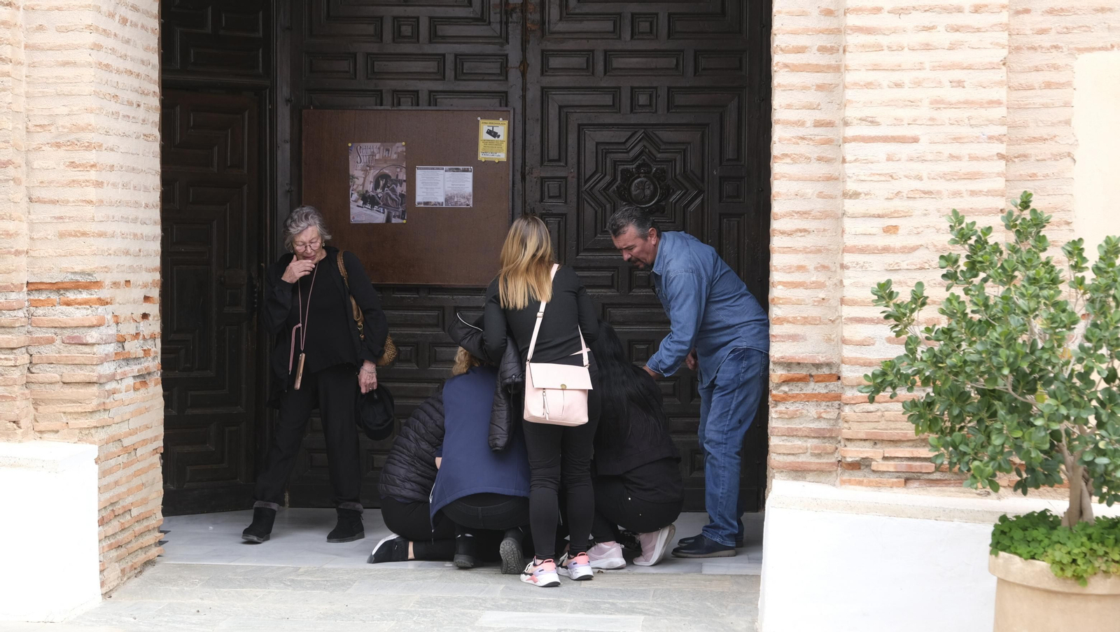 Funeral del crimen vicario de las dos niñas, en Abla