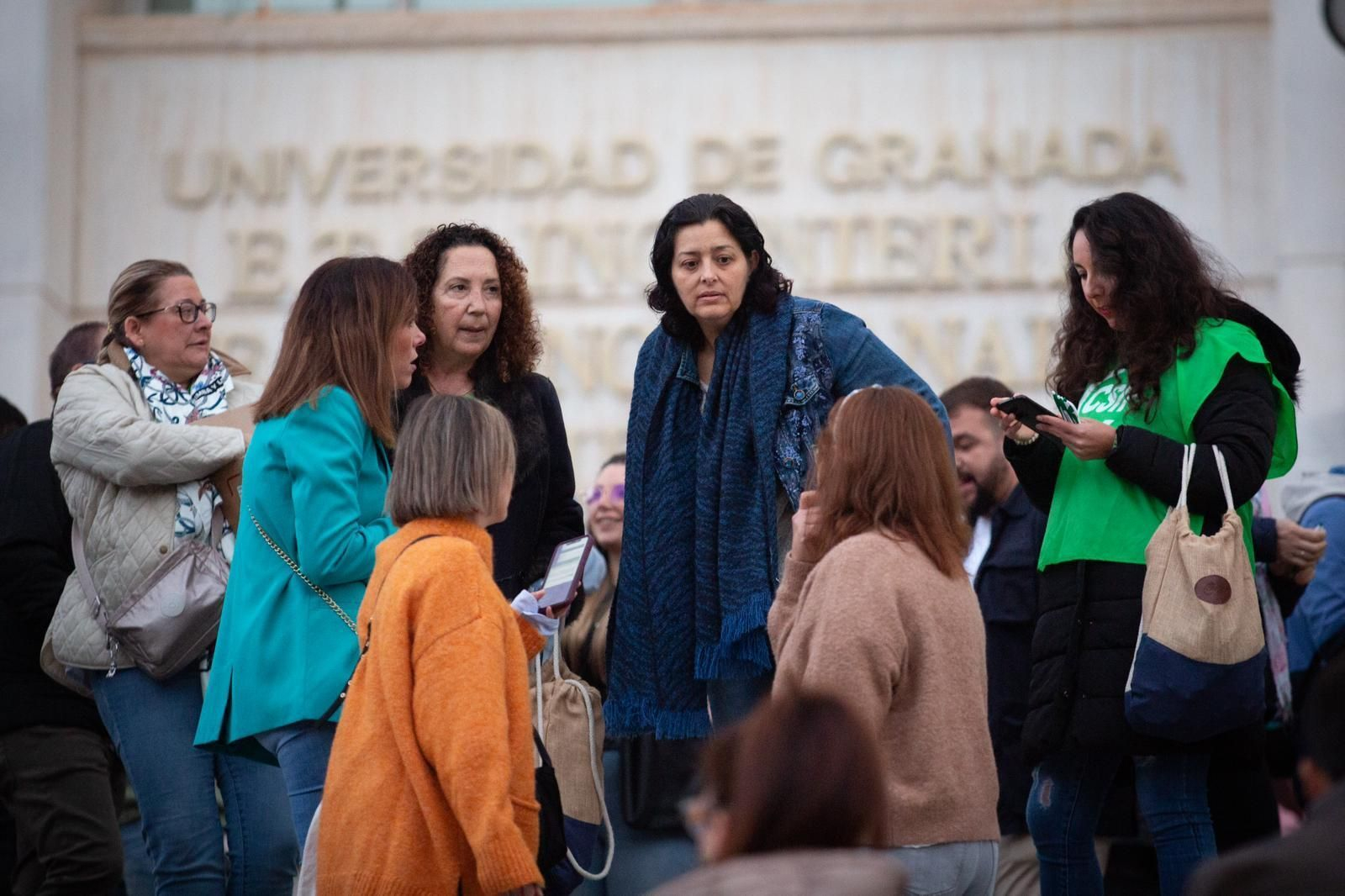 Las imágenes de los primeros exámenes de las oposiciones del SAS en Granada