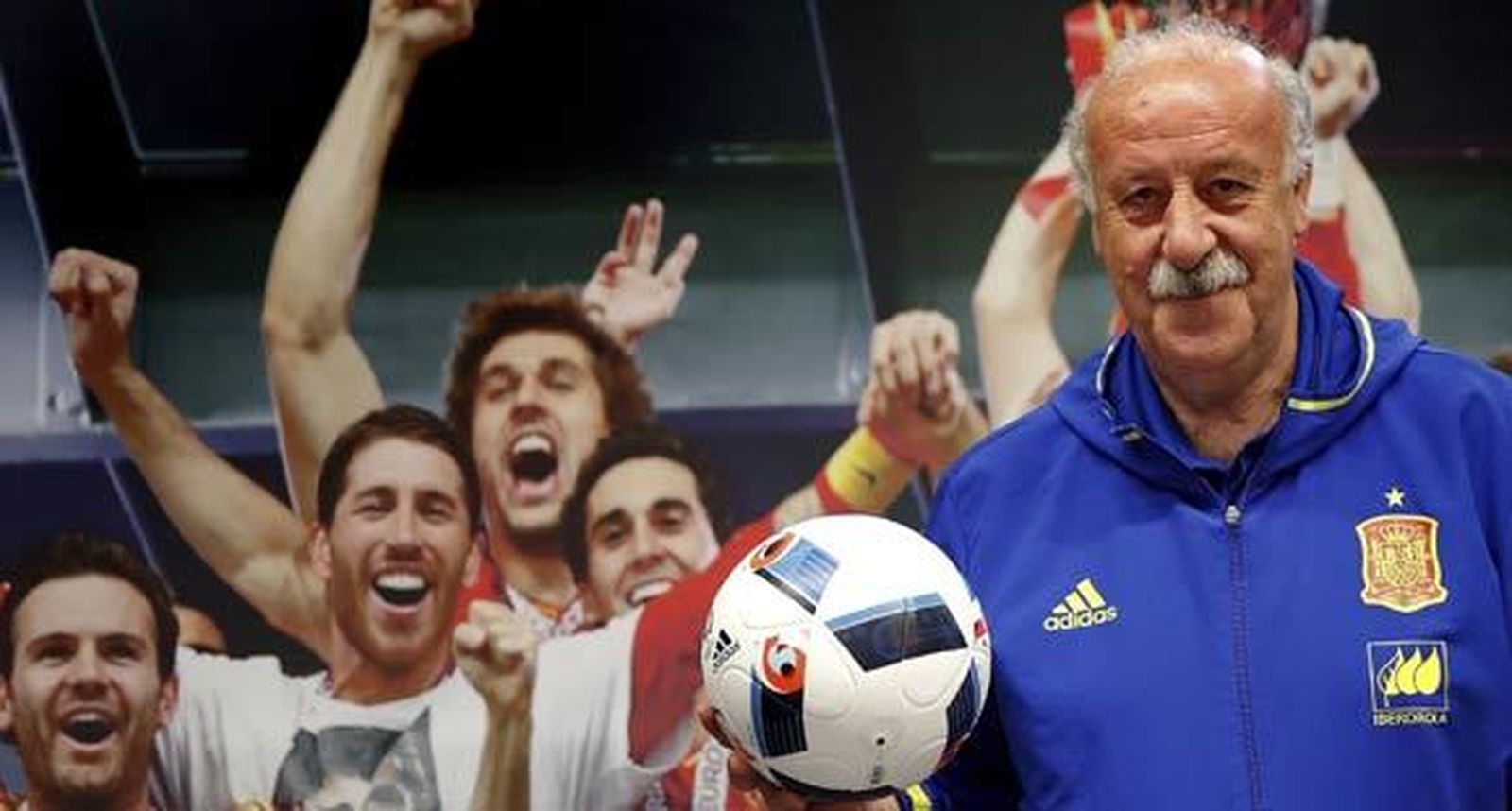 "La normalidad no vende; es época de extremismos"