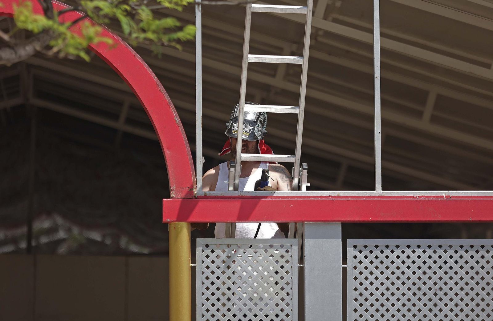 Fotos del montaje de la Feria Real de Algeciras 2025