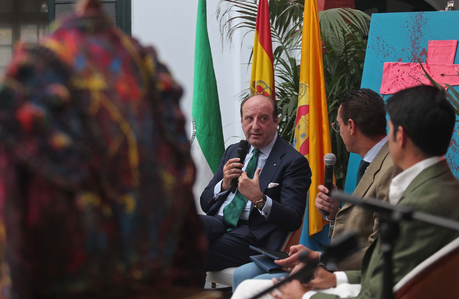 “Ser taurino es progre: veinte años de la alternativa de Vega”, en imágenes