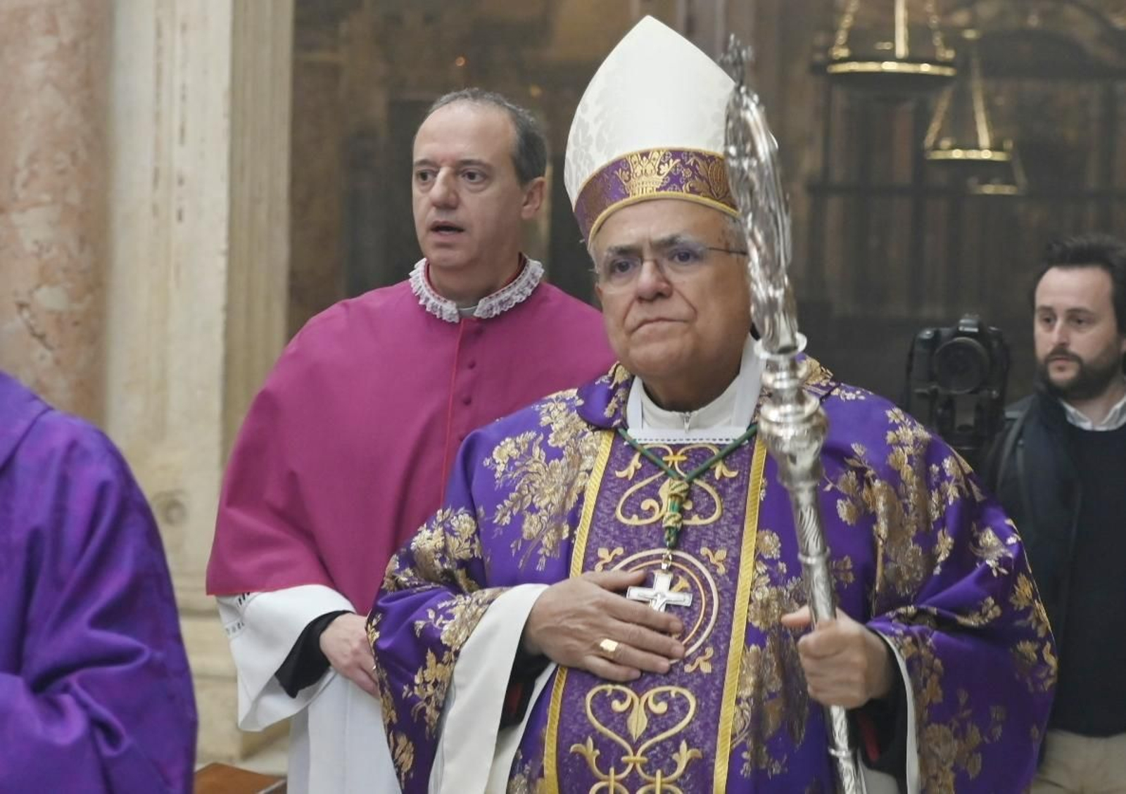 La celebración del Miércoles de Ceniza en la Catedral de Córdoba, en imágenes
