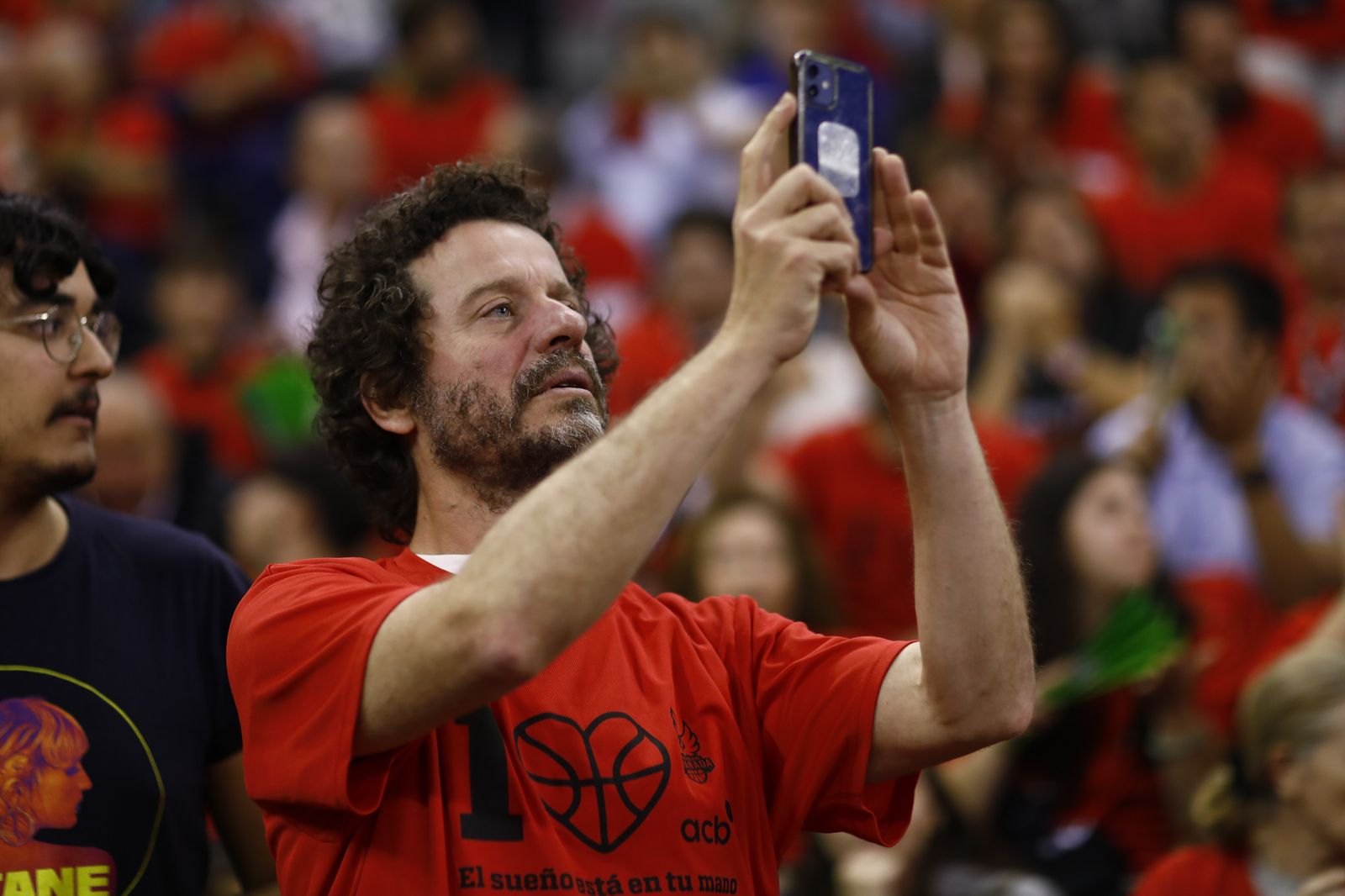 Encuéntrate en la grada en el Covirán Granada - Joventut Badalona
