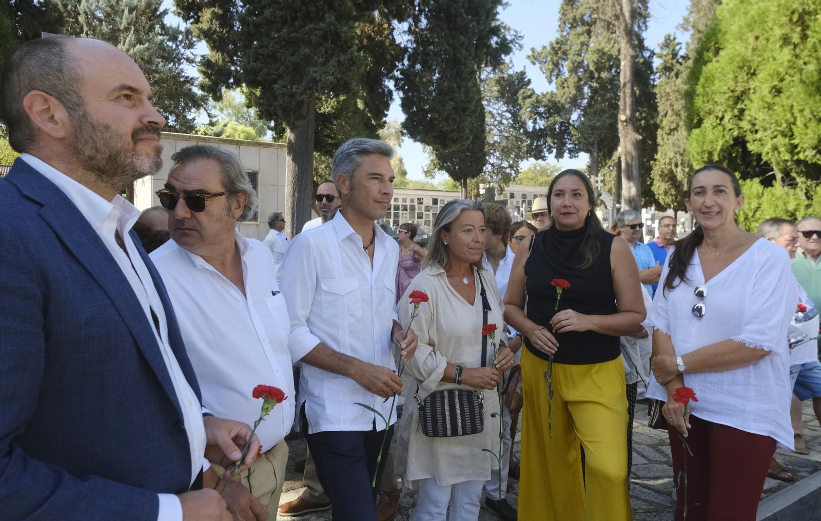 Córdoba recuerda a Manolete en el 75 aniversario de su muerte, en imágenes