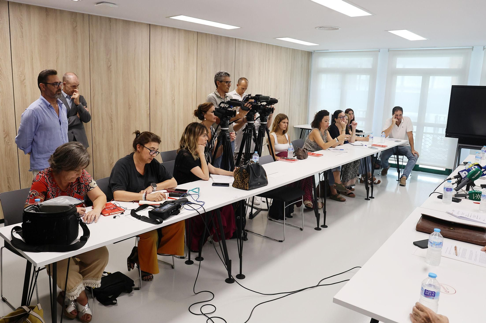 Fotógrafo ALBERTO DOMÍNGUEZ. La Nao, Aeropuerto. Huelva (10).JPG