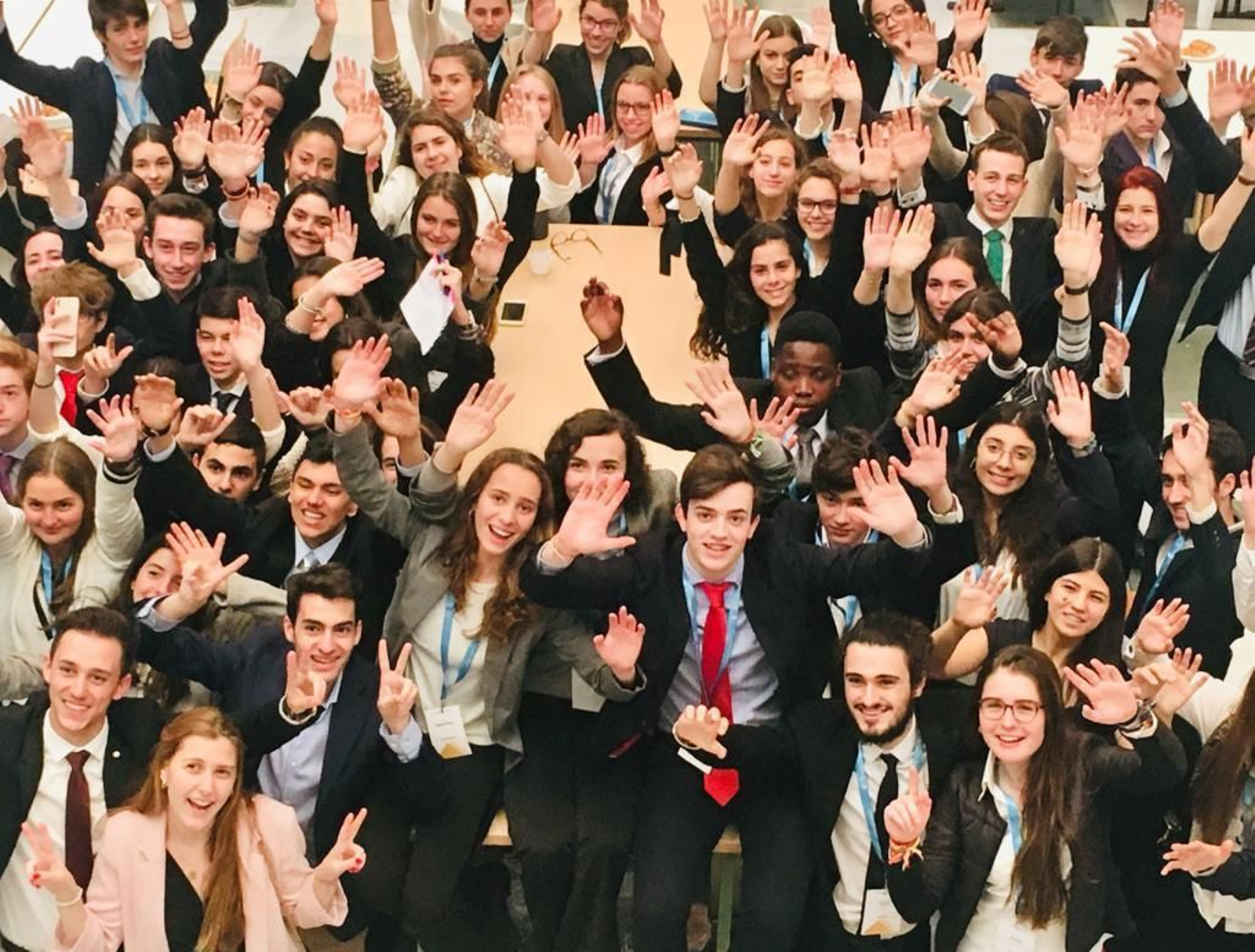 100 jóvenes europeos debaten en Sevilla sobre el futuro económico y el emprendimiento.