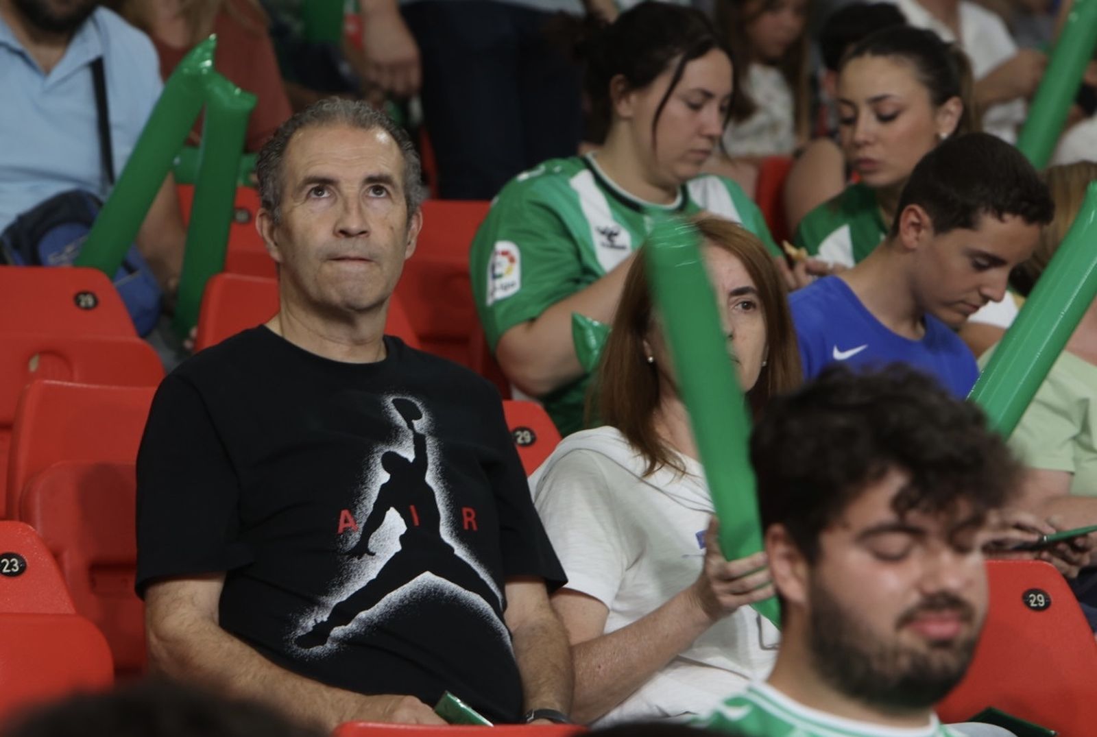 Búscate en el o Betis Granada de baloncesto