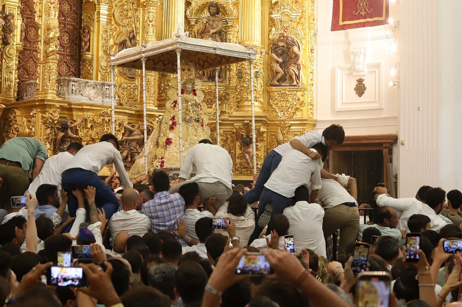 El Salto a la Reja de la Virgen del Rocío en imágenes