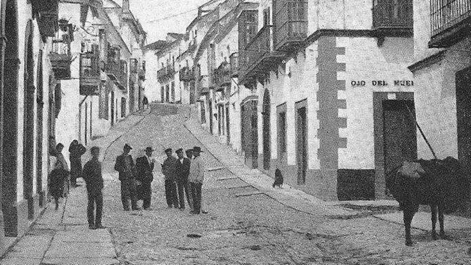Calle Real.