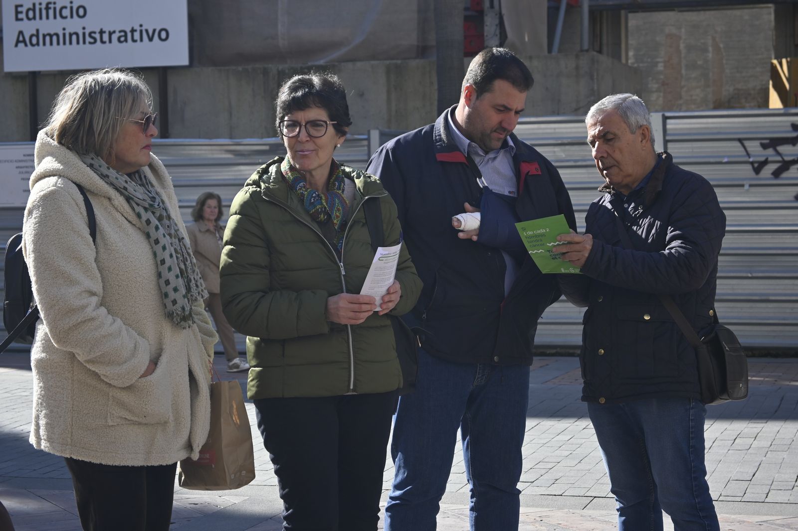 Imágenes de la lectura del llamamiento, del Día Mundial contra el Cancer.
