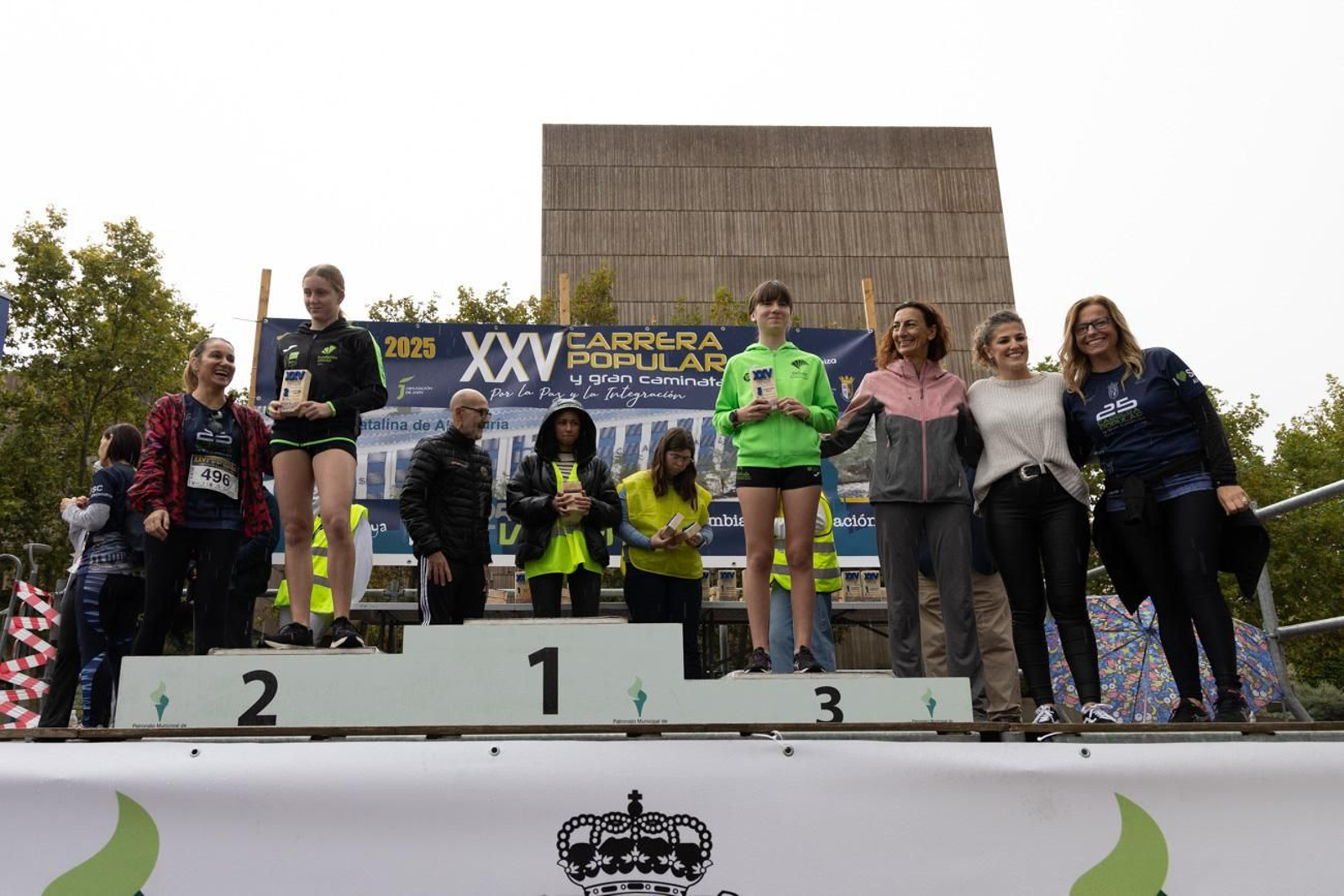 Atletismo por la paz y la integración en la XXV Carrera y Caminata del IES Santa Catalina de Alejandría (II)
