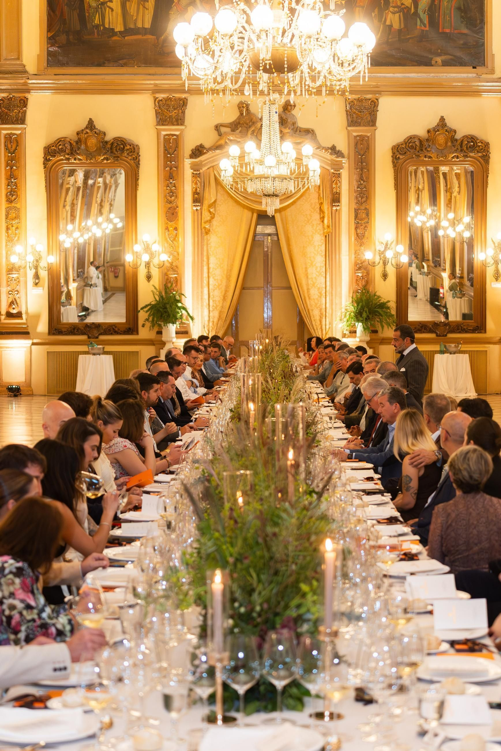 Almuerzo de presentación de los vinos de Marqués de Murrieta en el Real Círculo de la Amistad