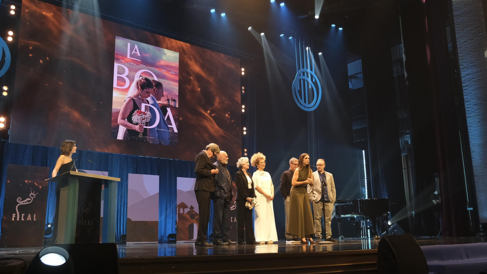 Adriana Ugarte, 'Premio Almería Tierra de Cine', en la gala inaugural de FICAL 2025, en imágenes