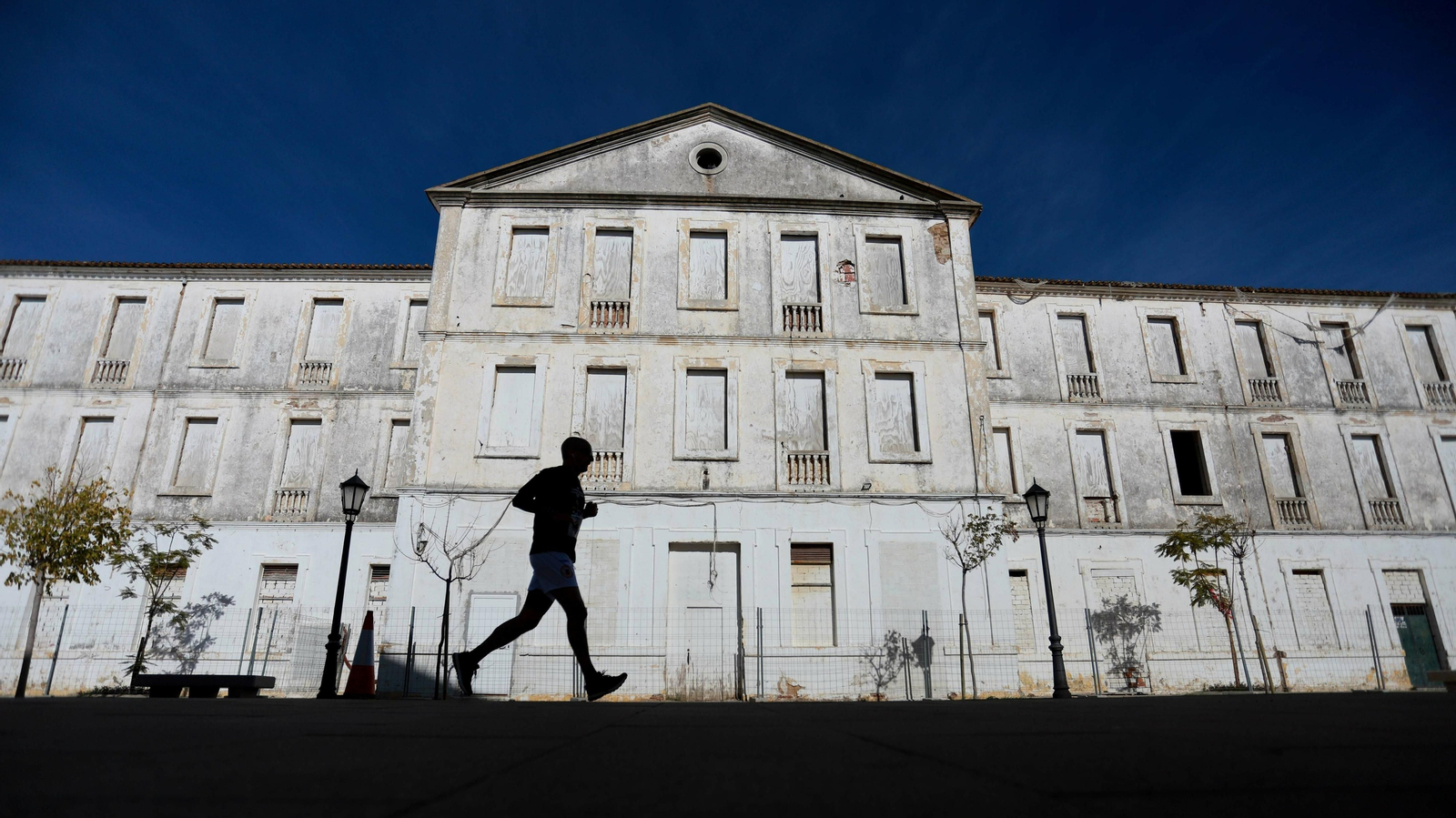 Un participante de la VIII Carrera Cívico Militar 'Entre dos ciudades'.