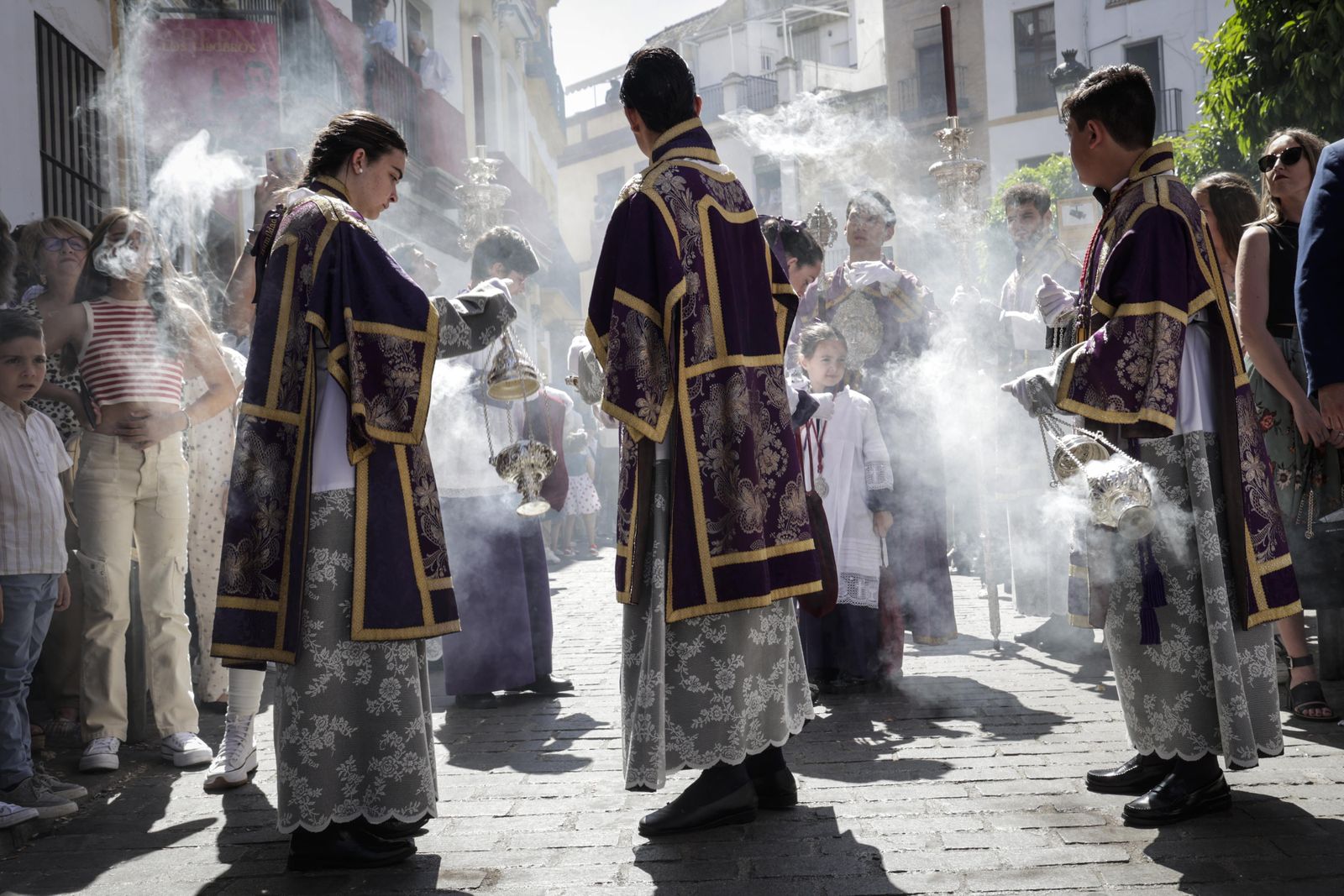 Salida de la Hermandad de la Sagrada Cena.