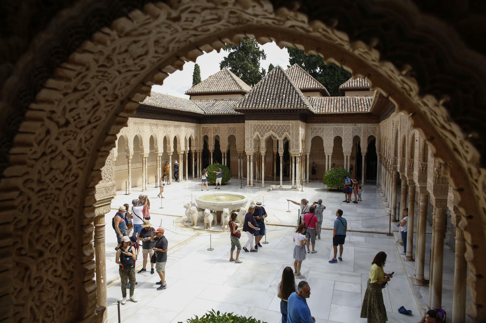 Patio de los Leones de la Alhambra