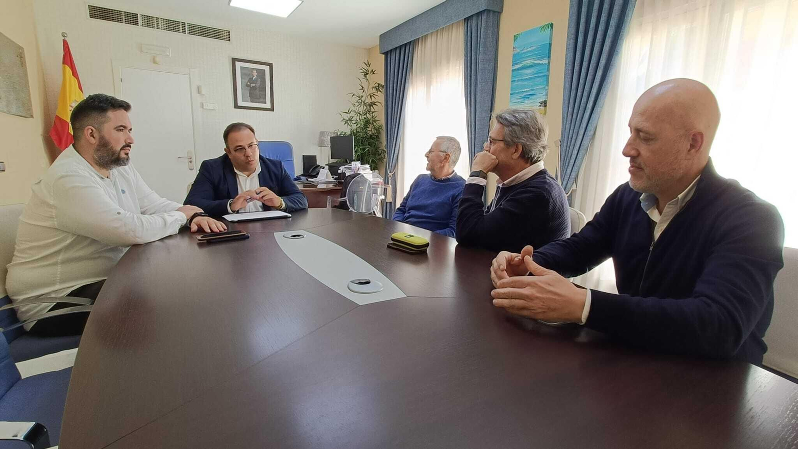 Almuñécar ofrece a la empresa Visogsa parcelas para la promoción de viviendas protegidas