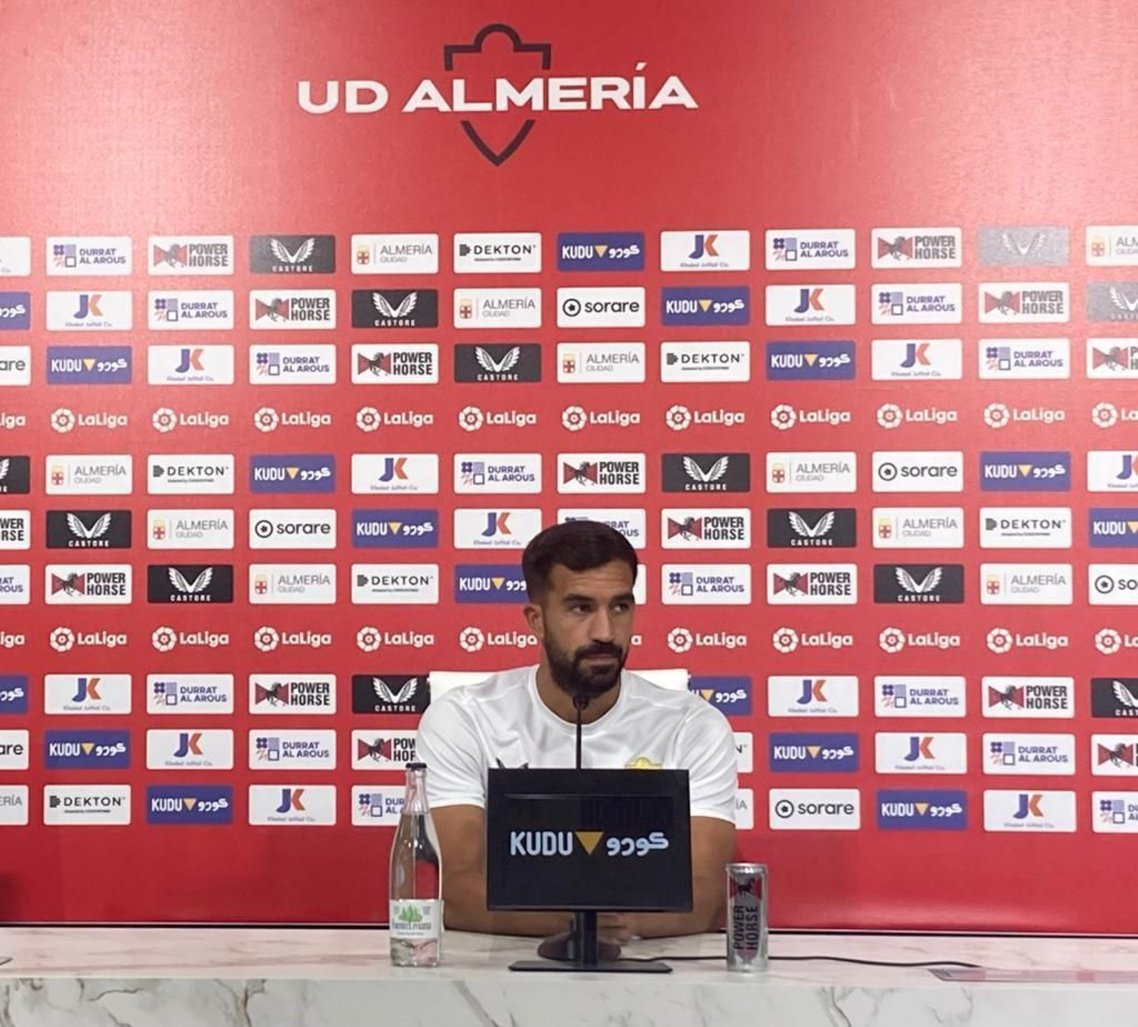 Pacheco ofrecía hoy su primera comparecencia pública como rojiblanco