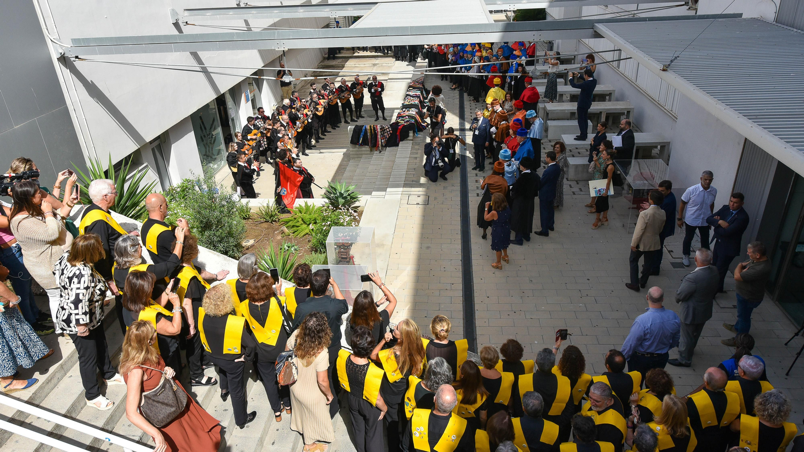El nombramiento de Alejandro Sanz como Doctor Honoris Causa por la UCA en Algeciras