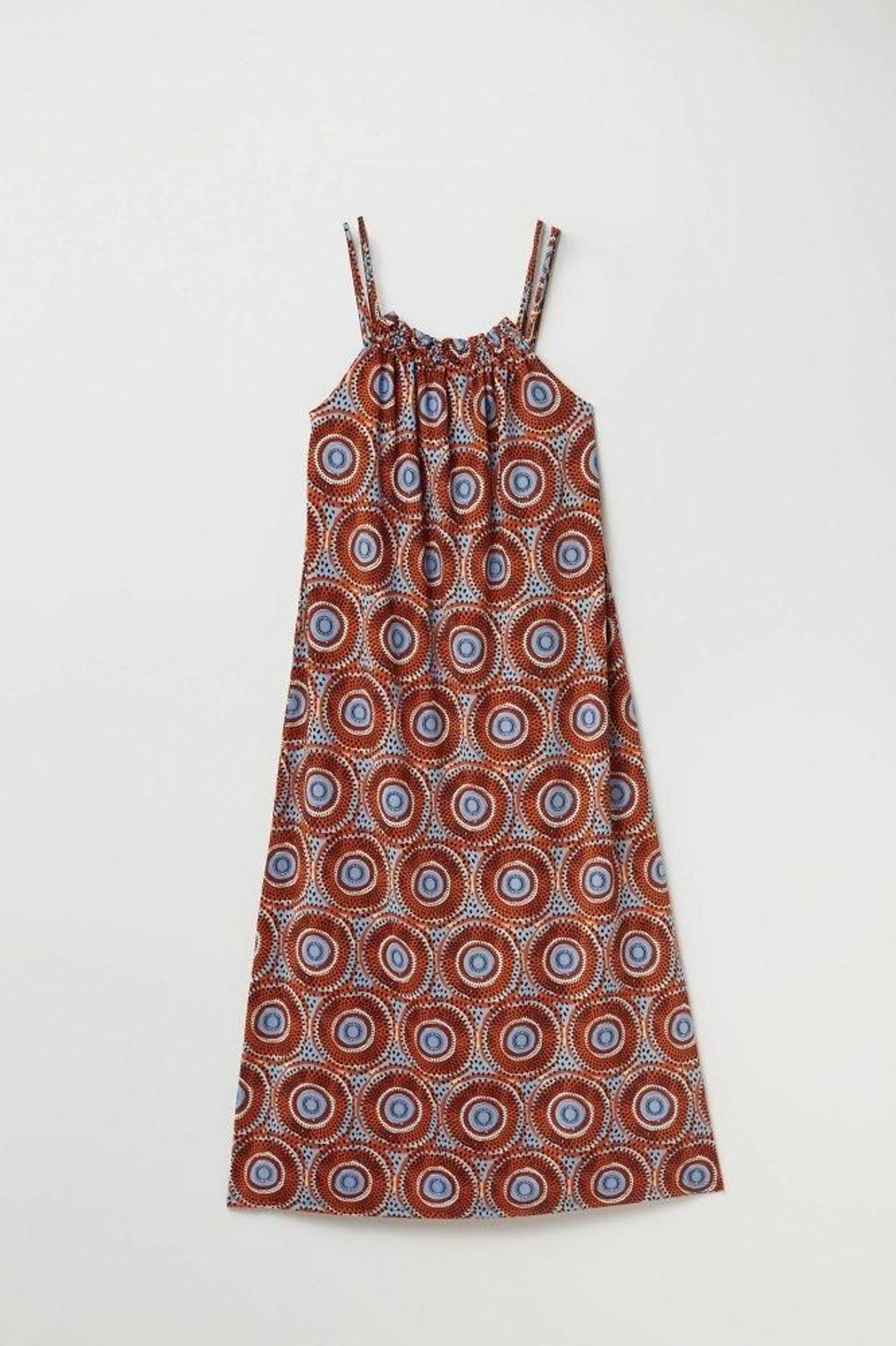 Vestido con estampado circular de las rebajas de Sfera.