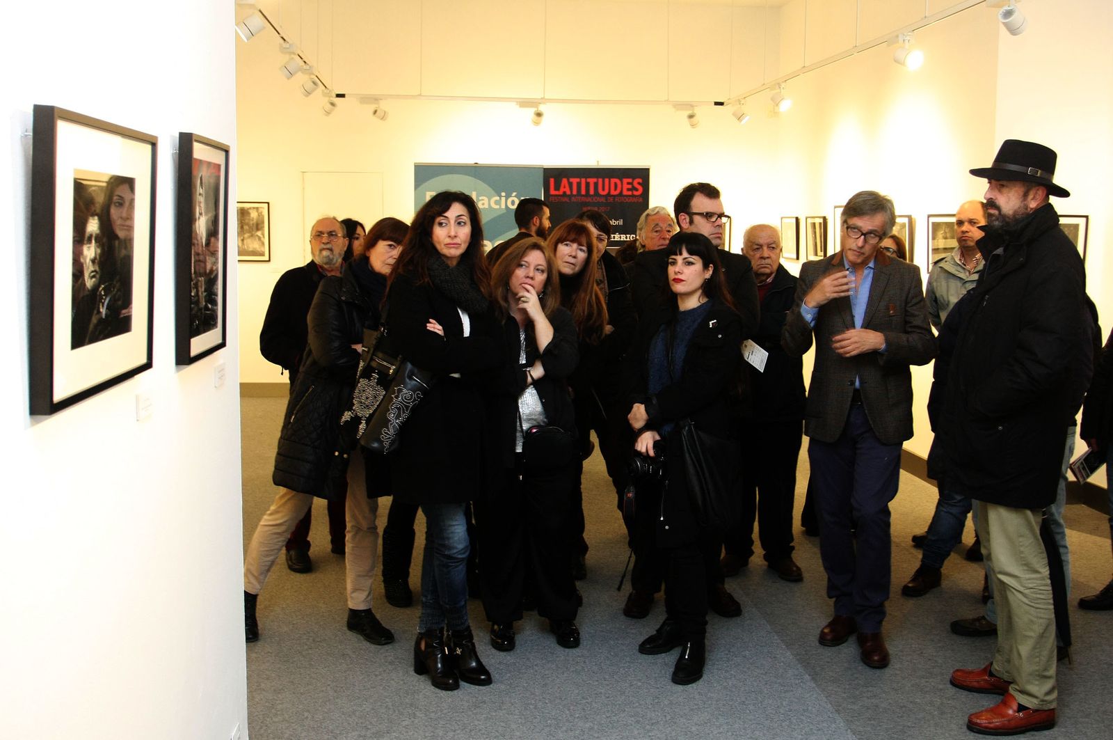 Latitudes. Exposiciones de Alberto Korda y de Pedro Luis Raota