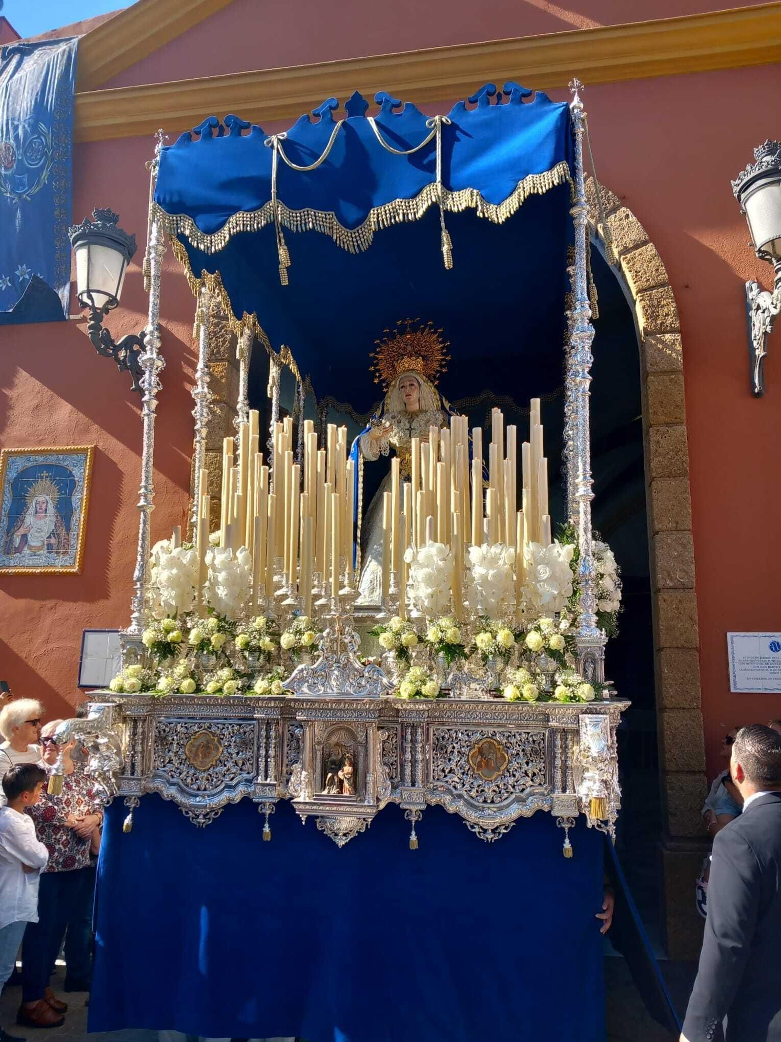 Las imágenes del Domingo de Ramos en Chiclana con La Borriquita y El Huerto