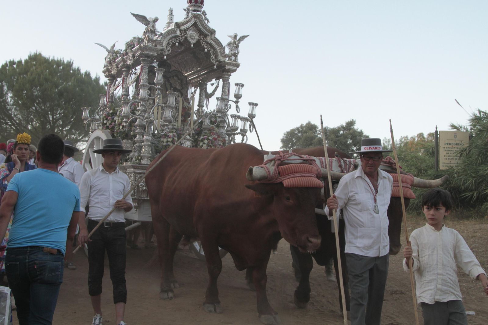 El paso de las hermandades por el río Quema, en imágenes